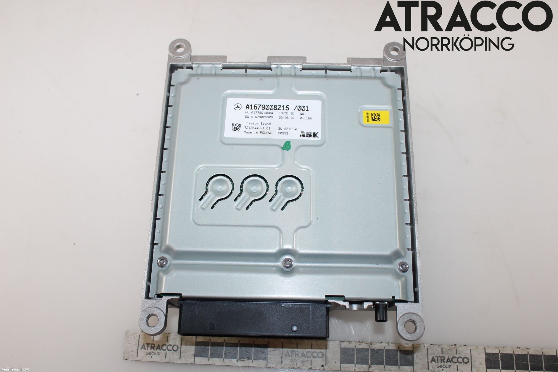Mercedes-Benz MB EQC (N293) 20- Radio-Stereo Förstärkare
