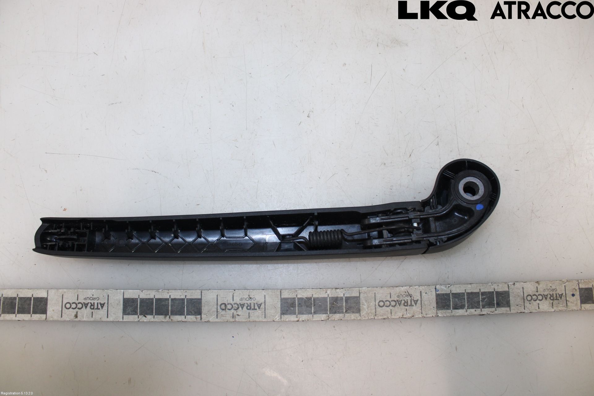 Audi A3/S3 8Y 21- Torkararm-Bakruta