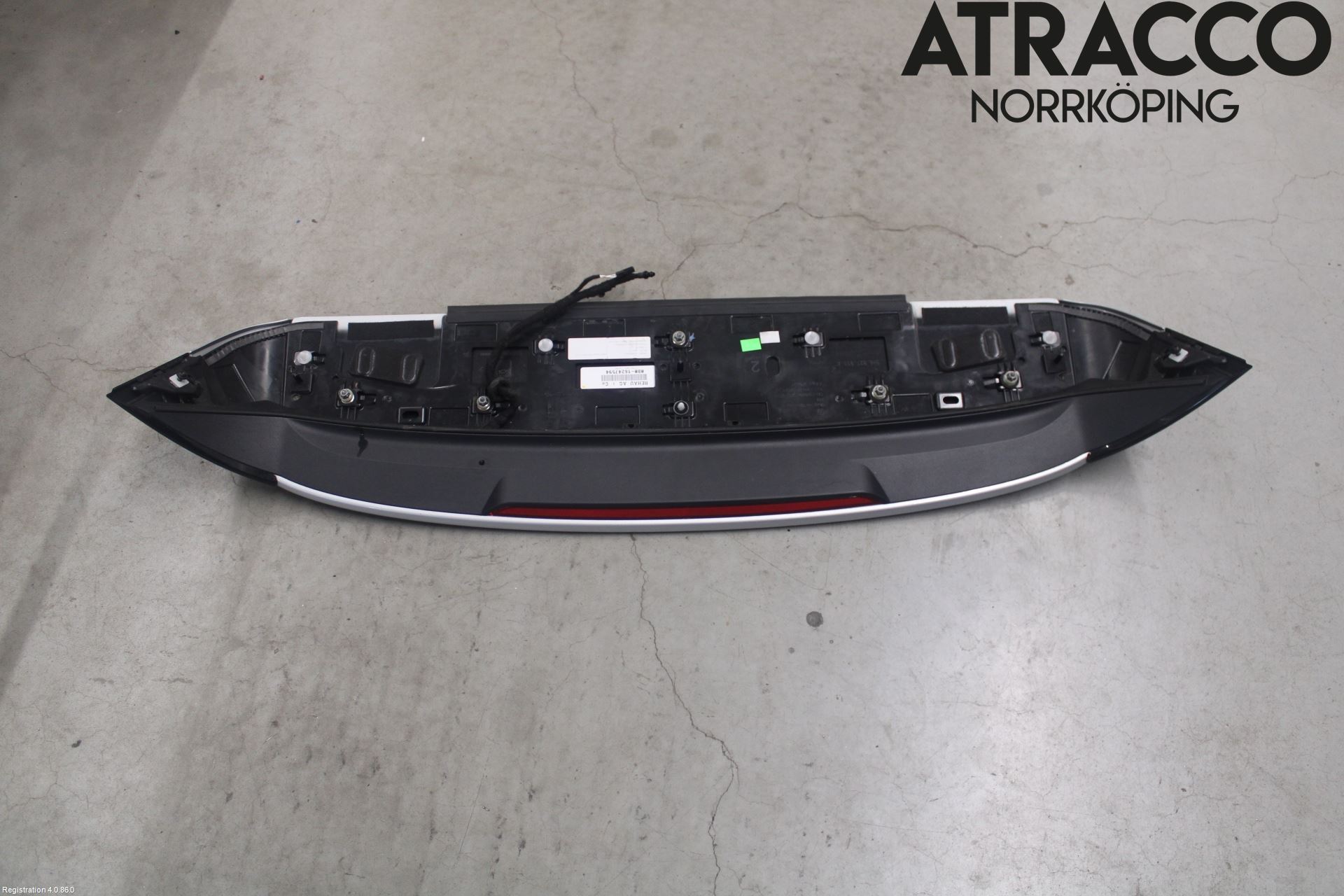 Volkswagen VW GOLF / E-GOLF VIII 20- Spoiler Baklucka