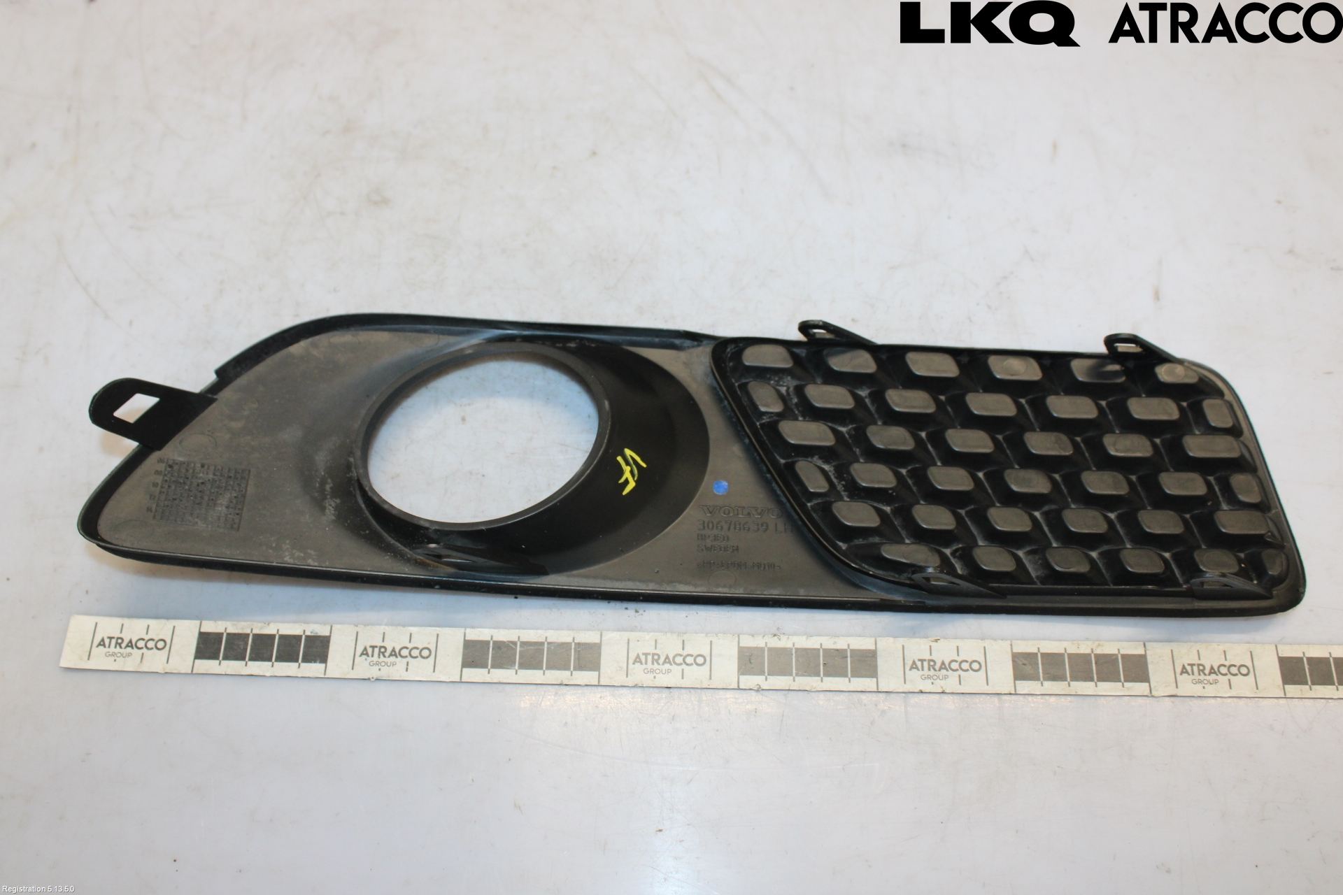 Volvo V70 08-13 Dimljussarg Fram