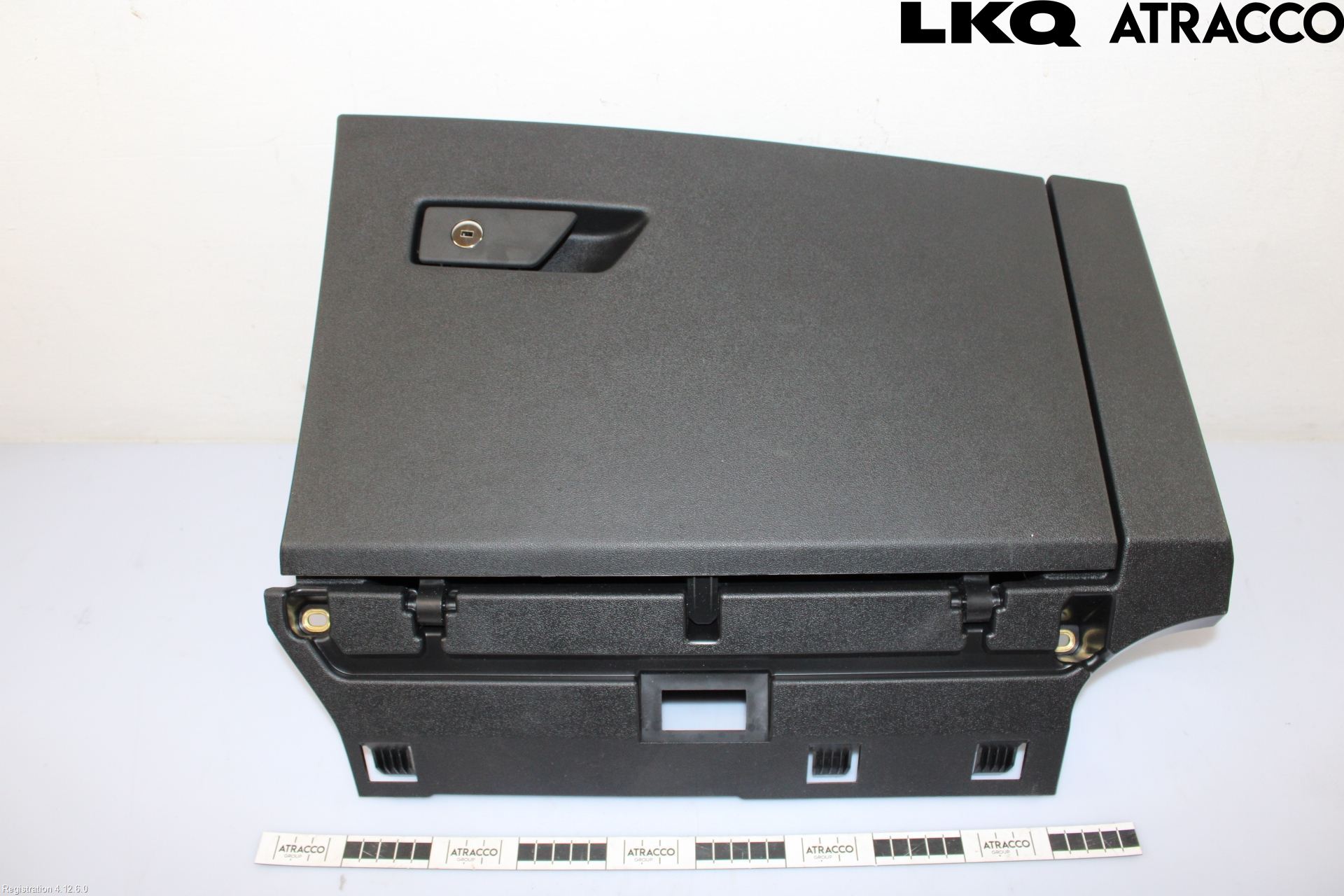 Audi Q6 E-TRON CN 24- Handskfack