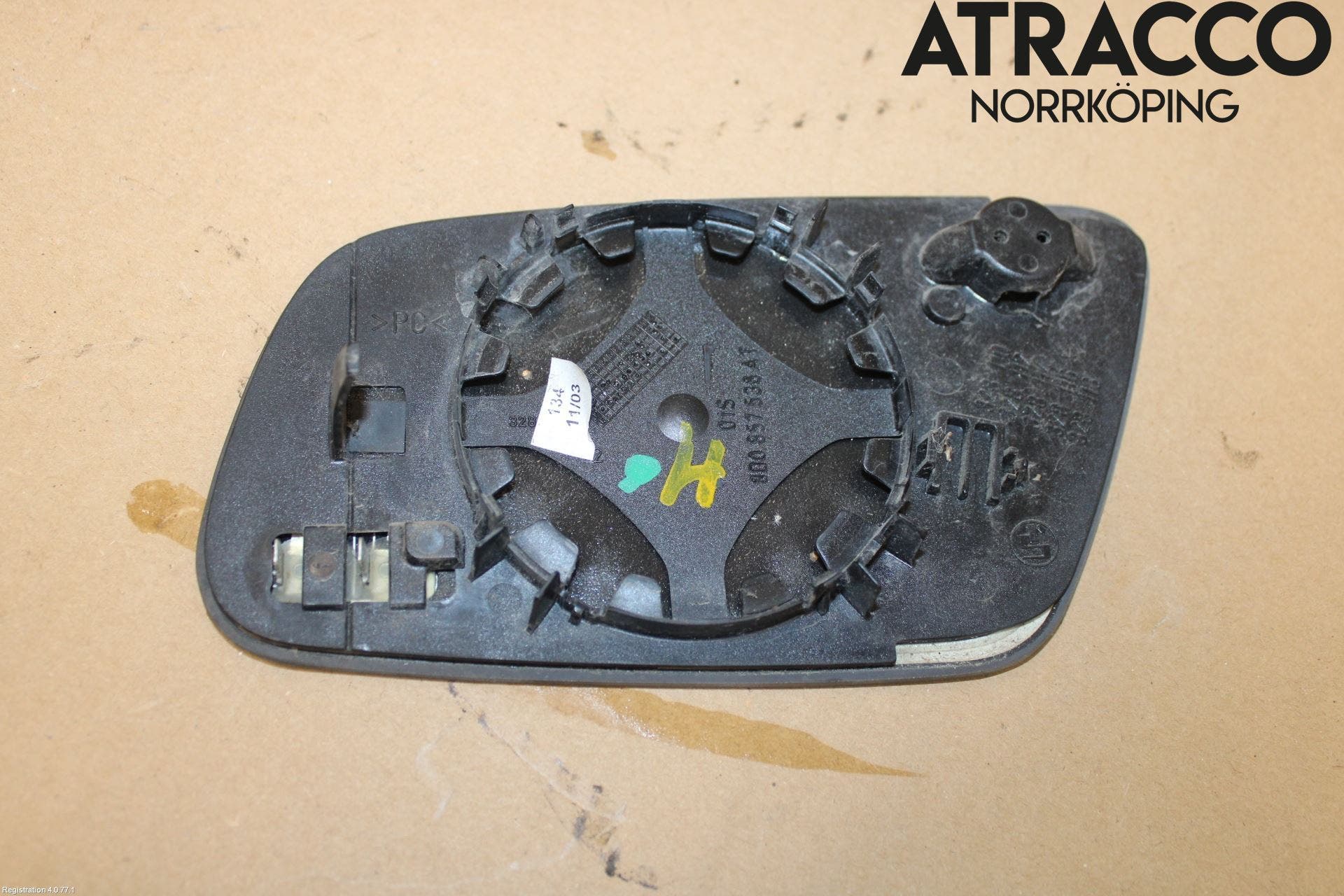 Audi A3/S3     96-03 Spegelglas Hö