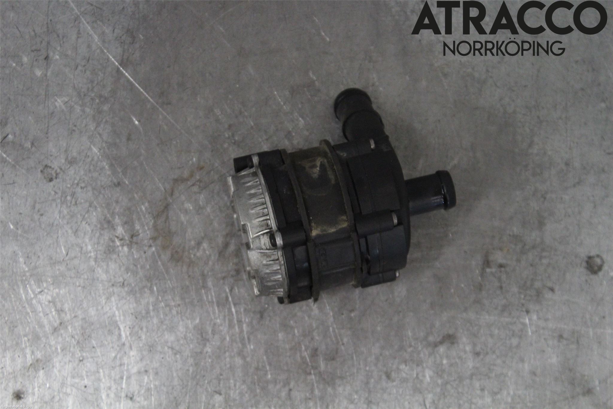 Volkswagen VW TIGUAN 16-24 Vattenpump