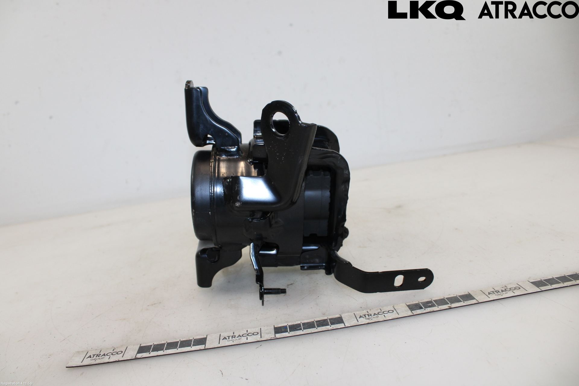 Toyota RAV4 19- Motorfäste