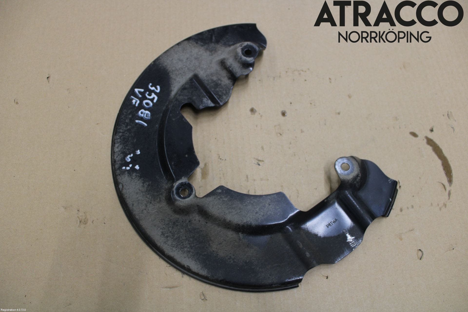 Volvo V40 12-19 Bromssköld Fram