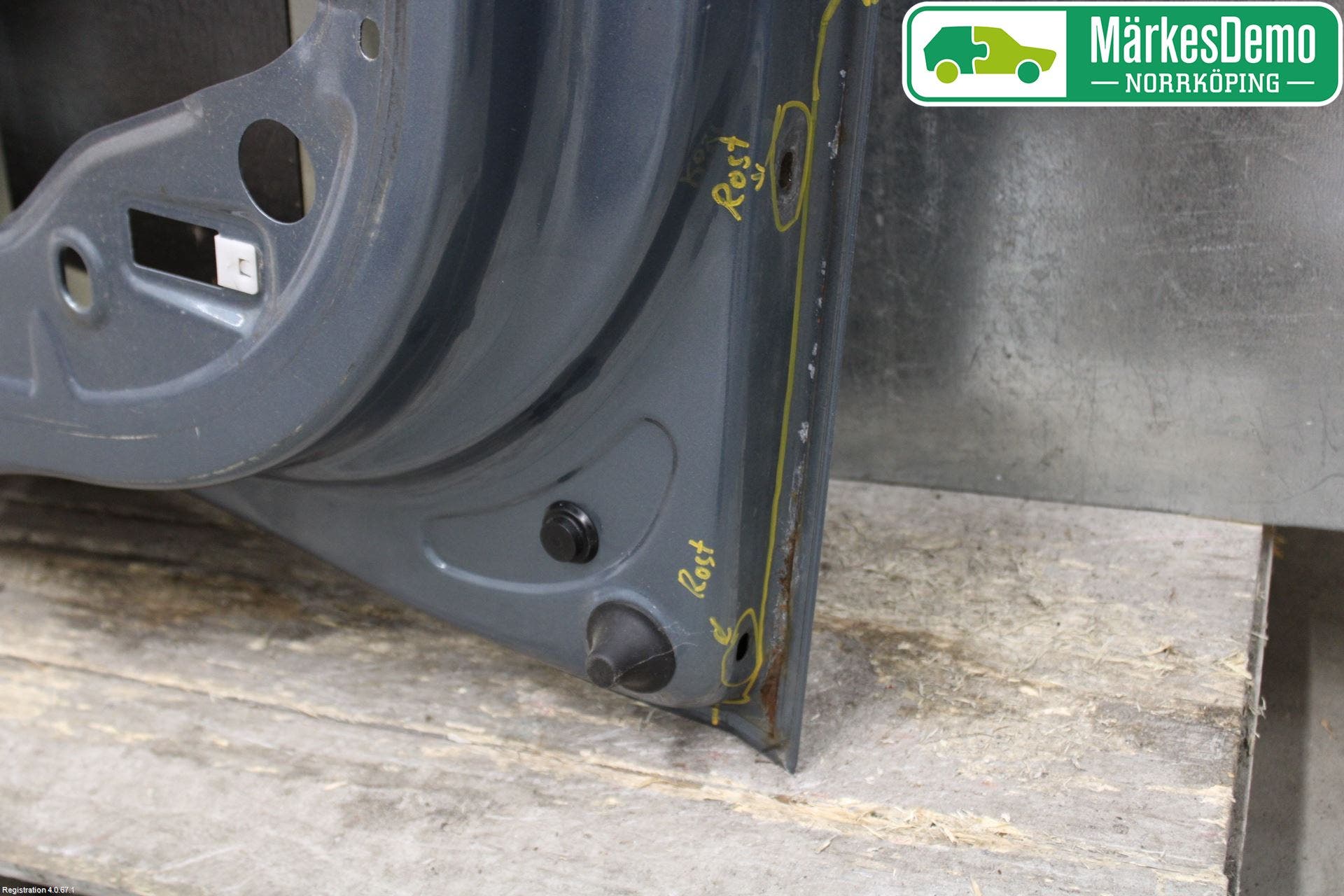 Seat LEON 06-12 Dörr Fram Vänster