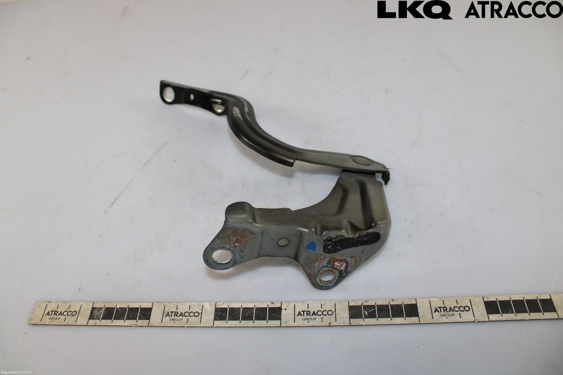 Hyundai i30 GD 13-17 Huvgångjärn