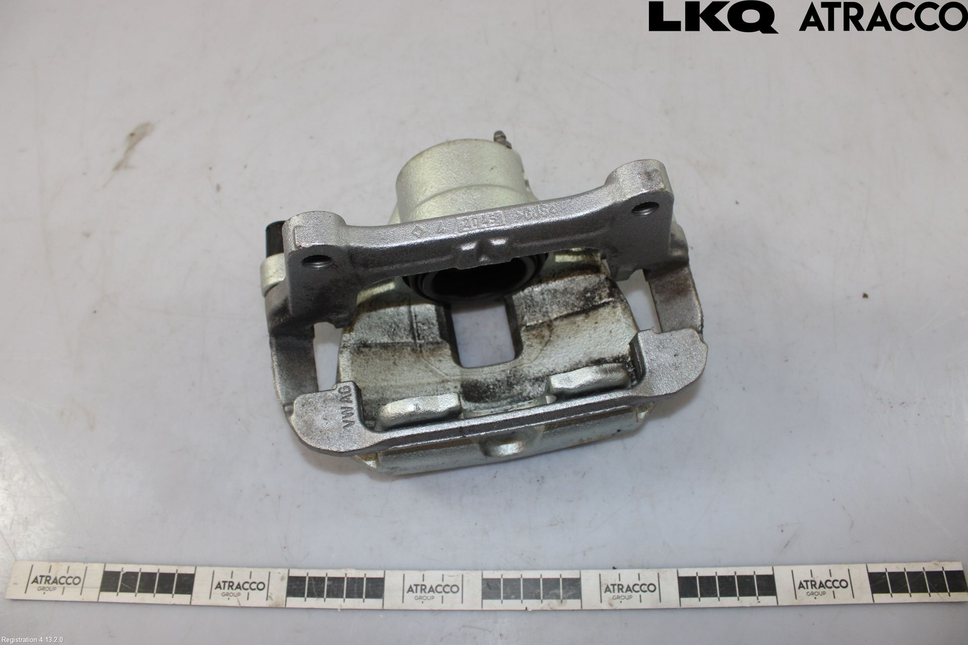 Volkswagen VW PASSAT 24- Bromsok Fram Höger