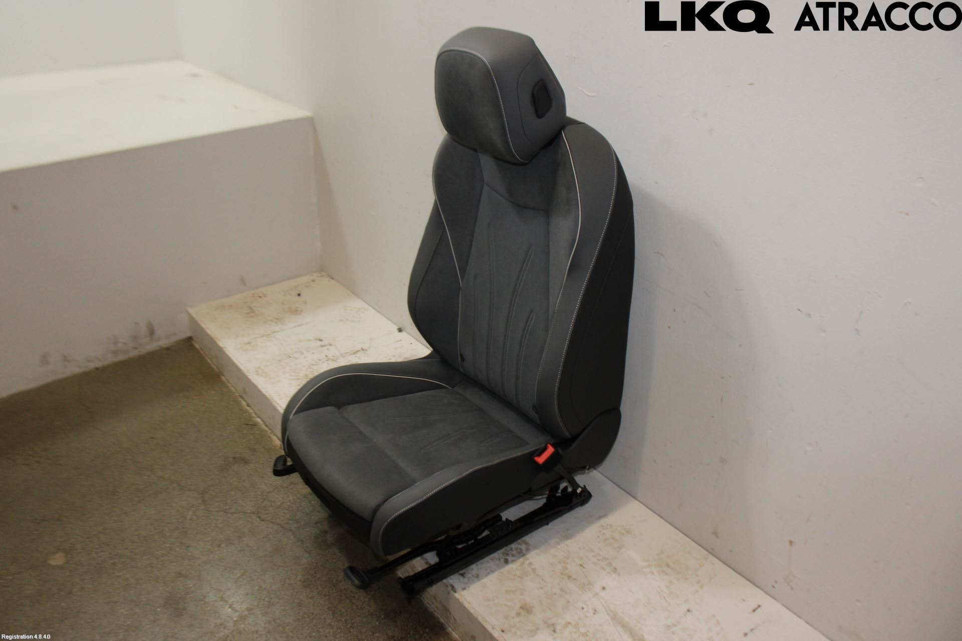 Volkswagen VW PASSAT 24- Inredning Stol Fram Hö