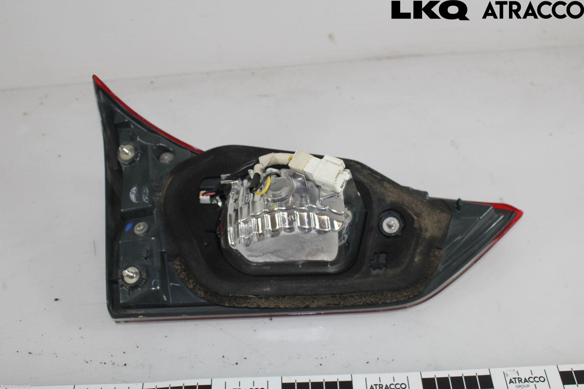 Toyota AURIS 13-19 Bakljus Lucka Hö