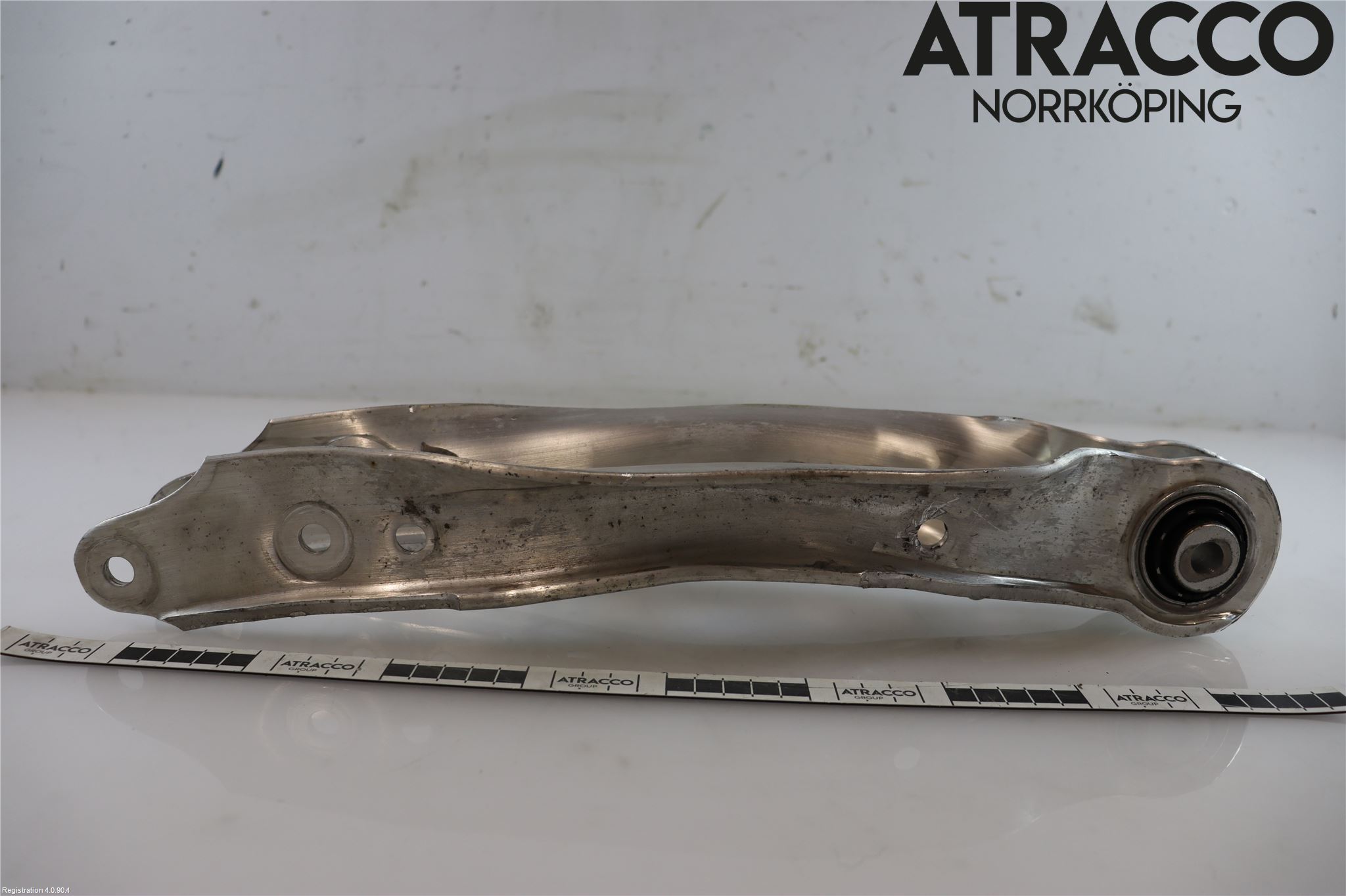 Audi A4/S4 B9 20- Bärarm Bak Höger