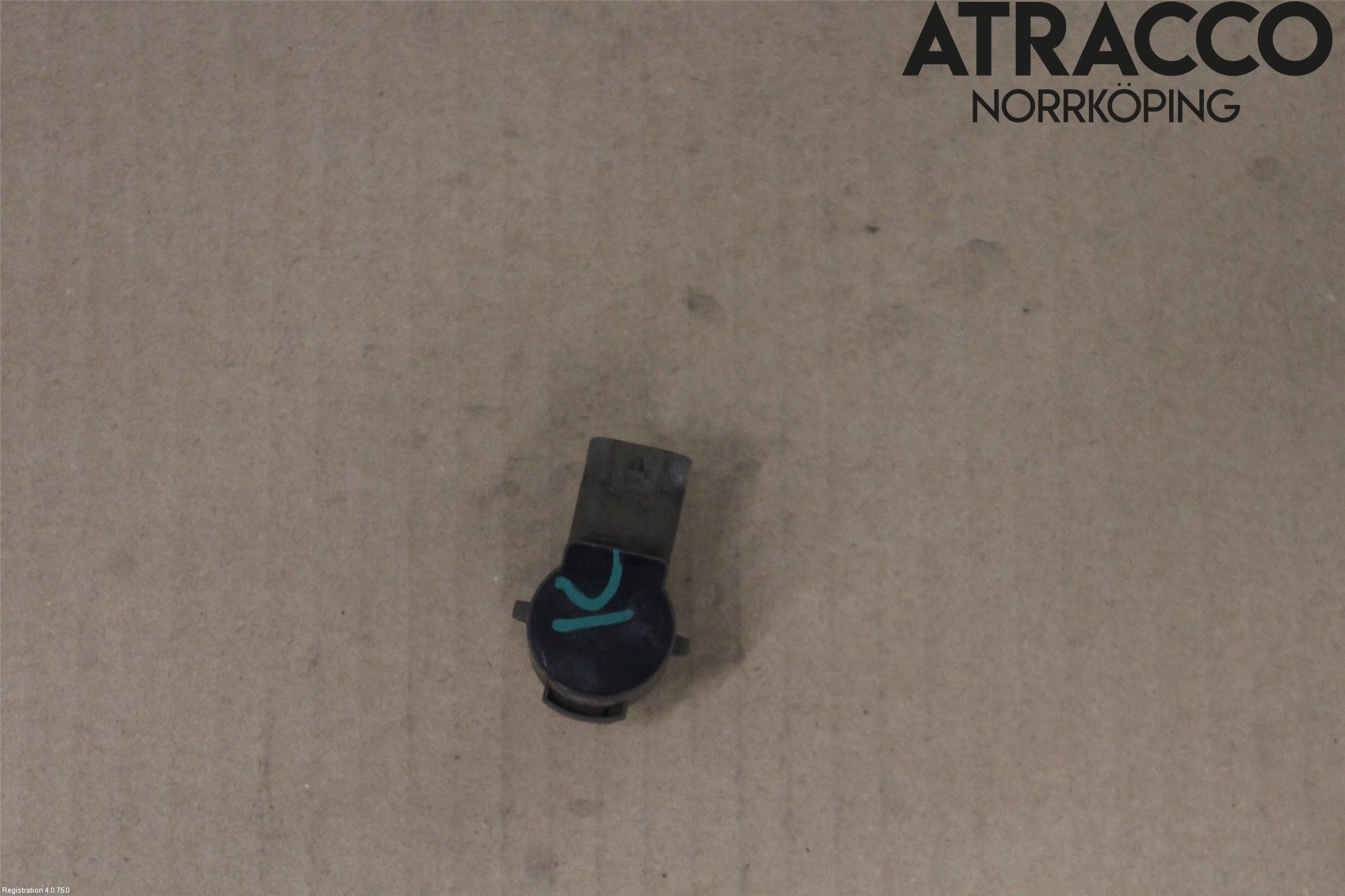 Jaguar I-PACE 18- Parkeringshjälp Frontsensor