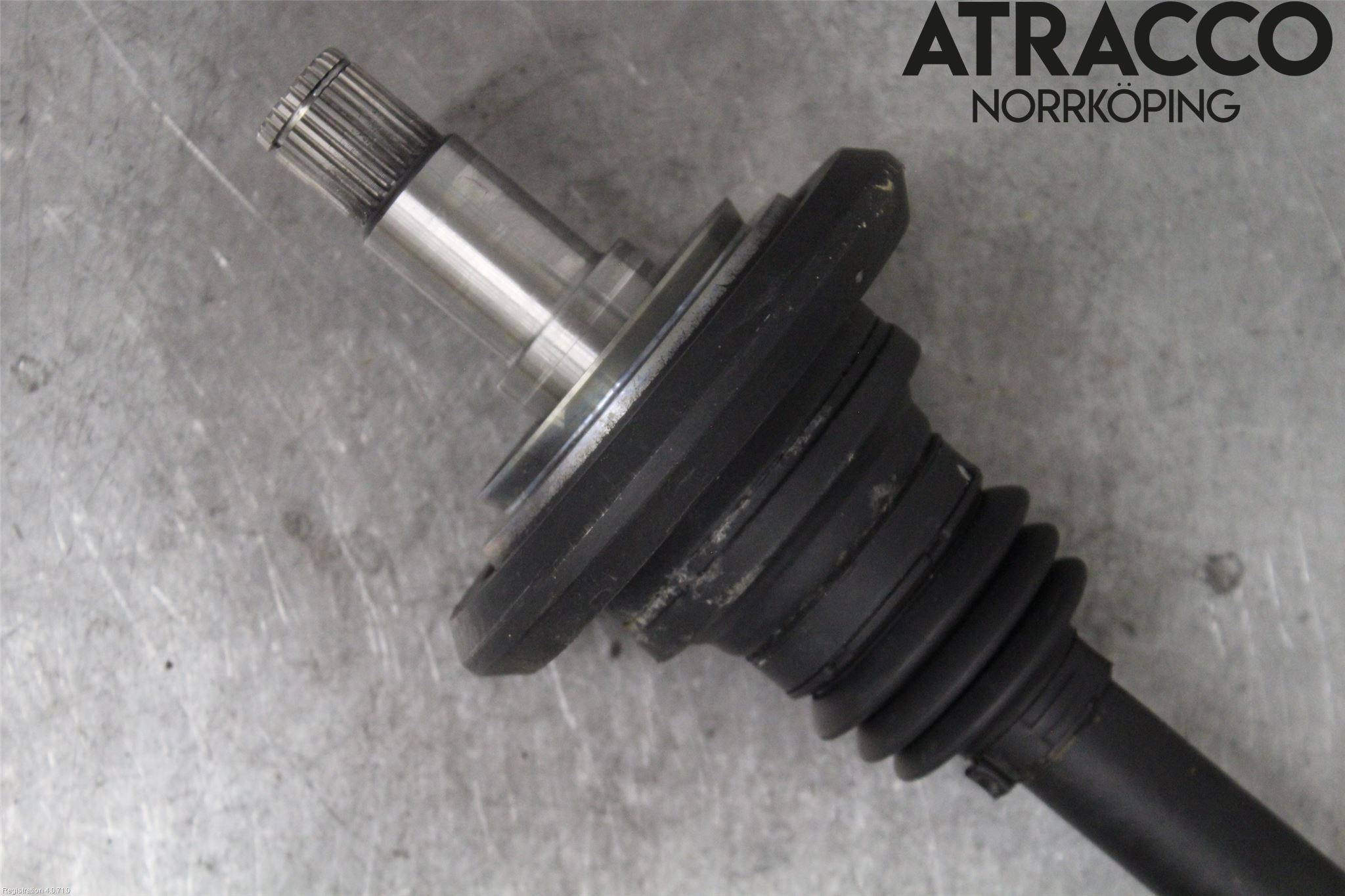 Mercedes-Benz MB E-KLASS (W213) 16-23 Drivaxel Bak Vänster