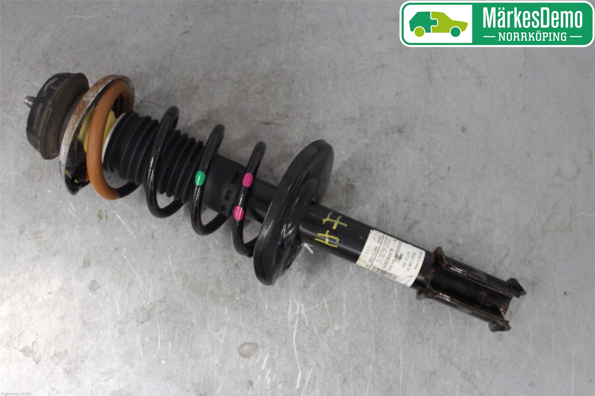 Dacia LODGY 12-18 Fjäderben Fram Höger