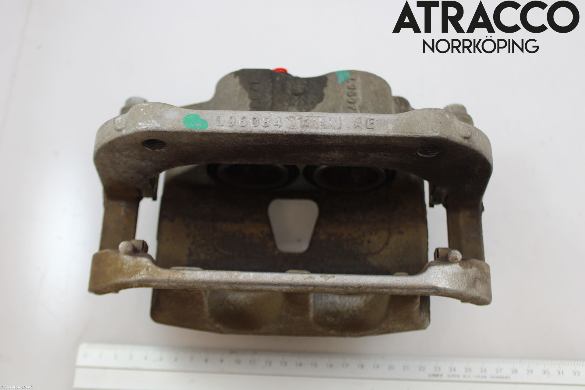 Skoda ENYAQ iV 21- Bromsok Fram Vänster