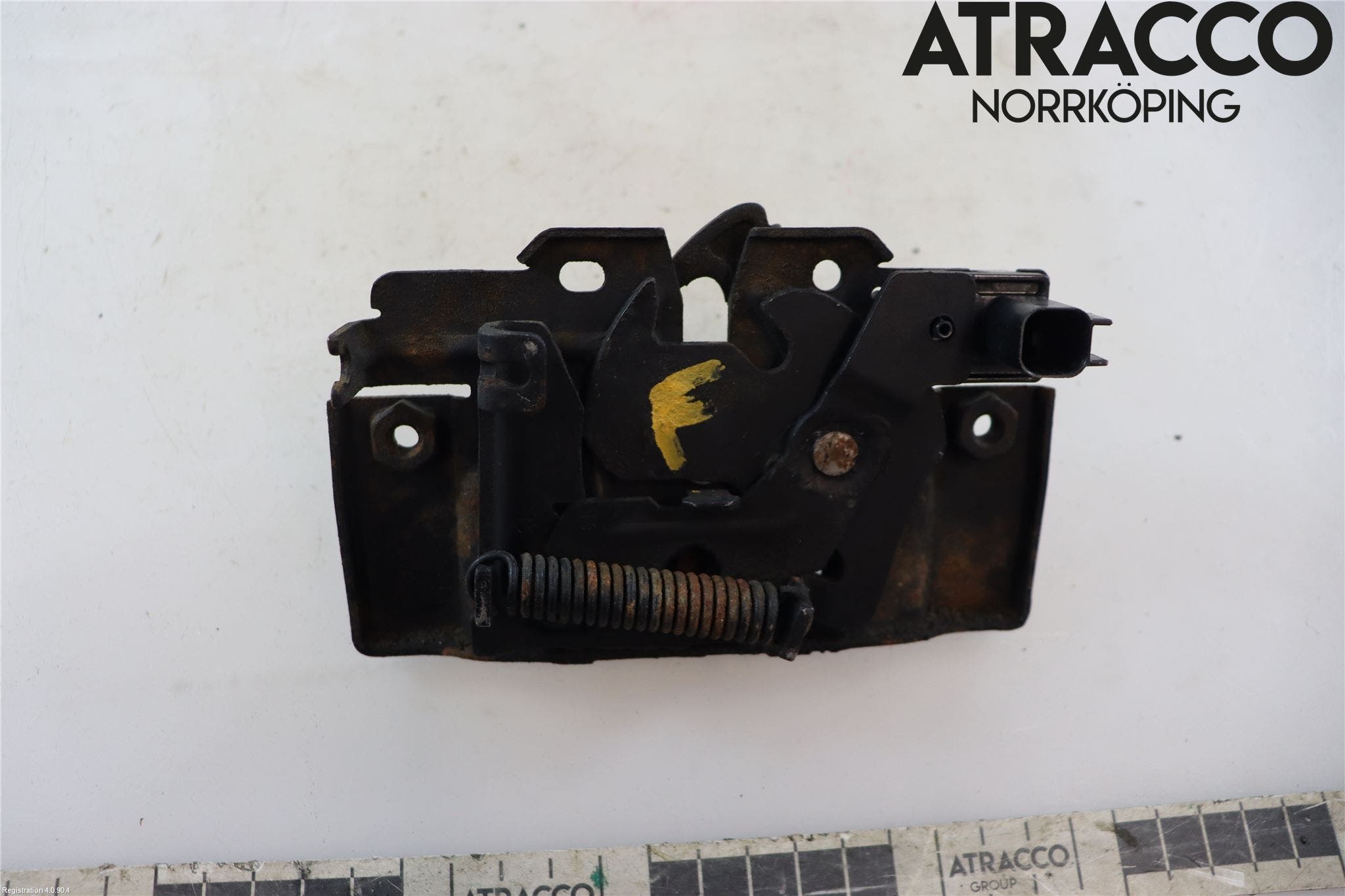 Ford FIESTA 09-12 Huvlås