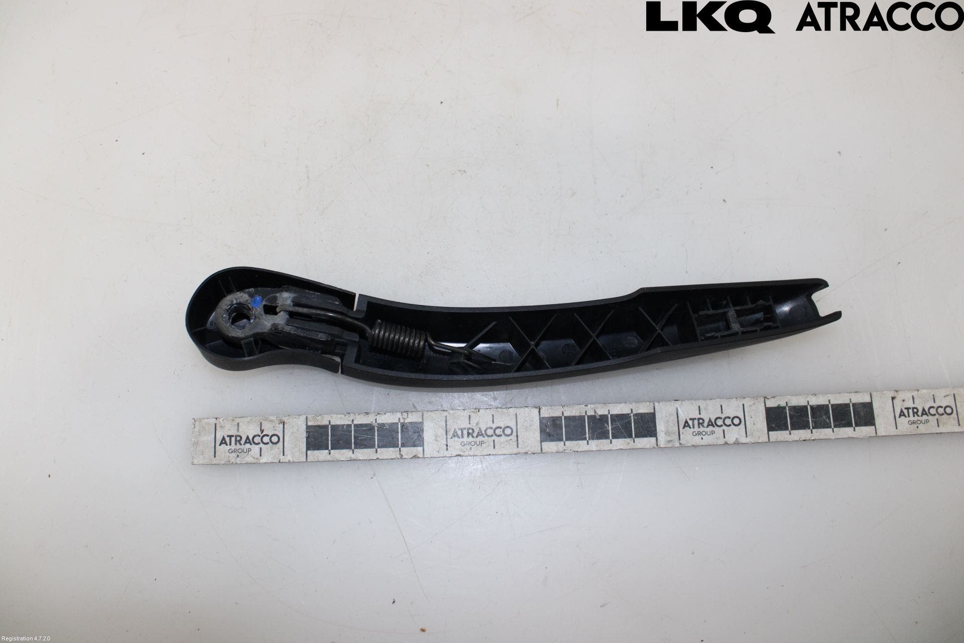 BMW 3 F30/F31/F80 12-19 Torkararm-Bakruta