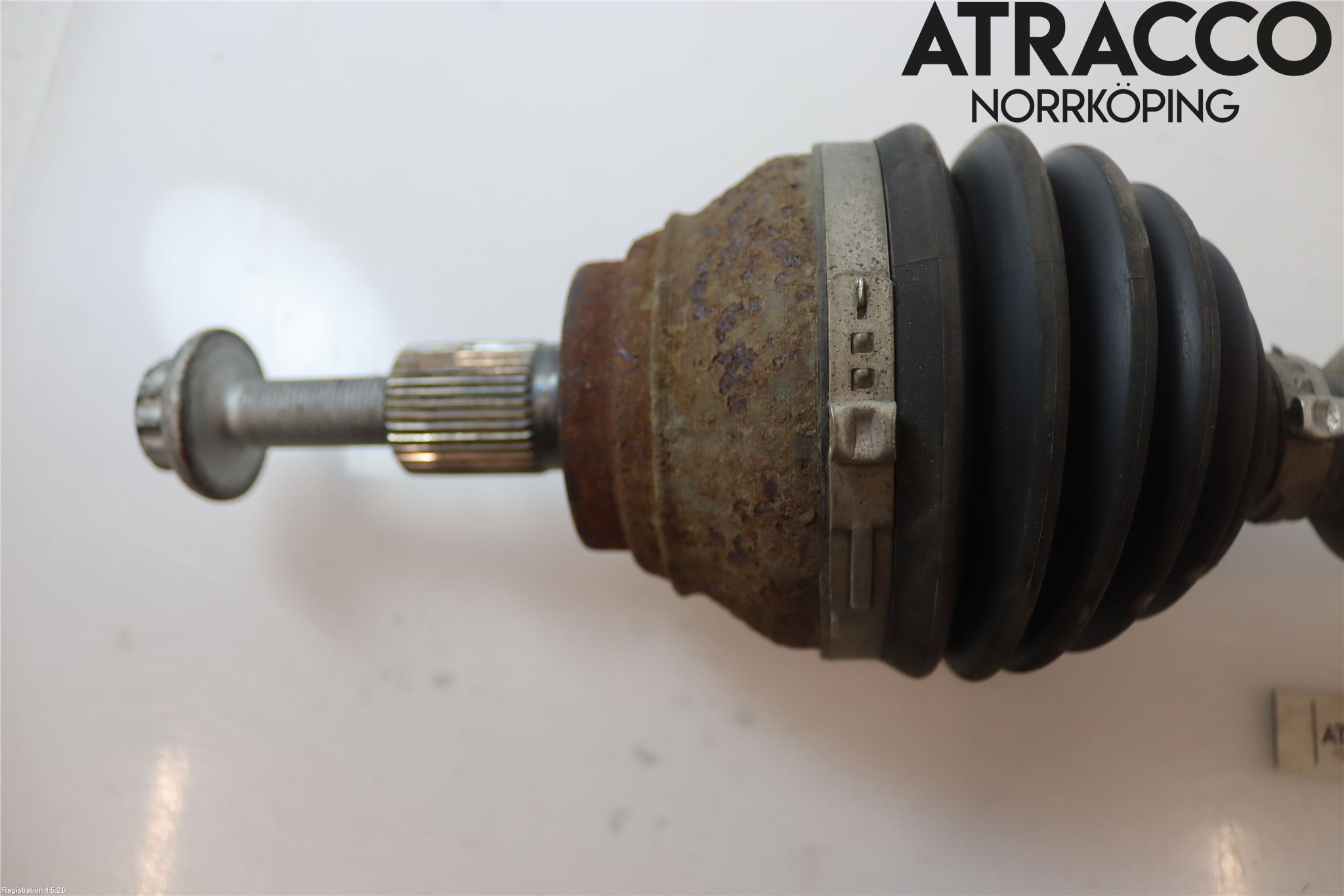 Volkswagen VW PASSAT 20-24 Drivaxel Fram Höger