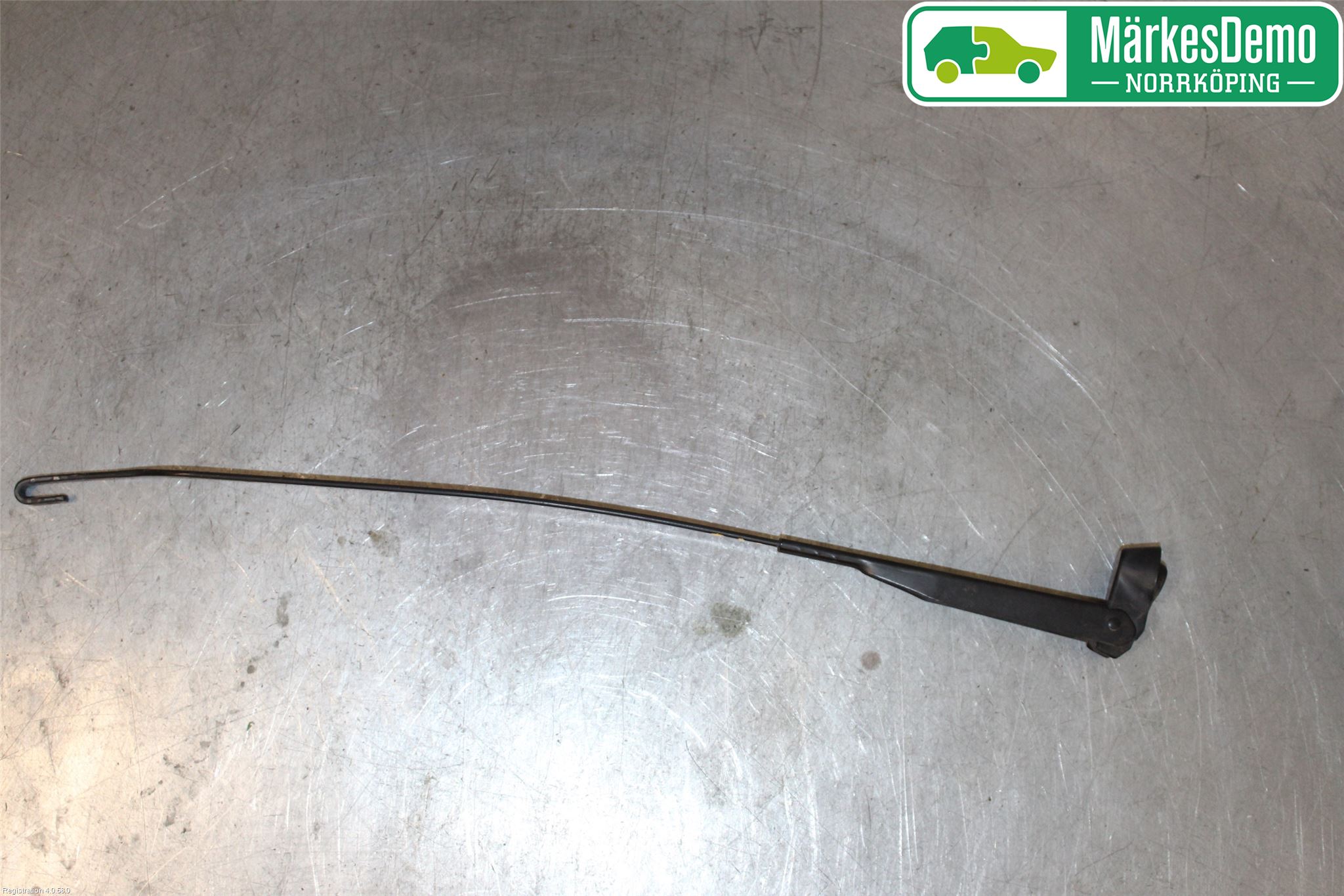 Opel CORSA C    00-06 Torkararm Armar Vindruta