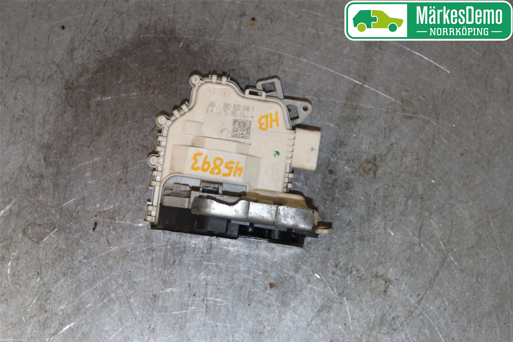 Audi A4 12-15 Låskista-Dörrlås