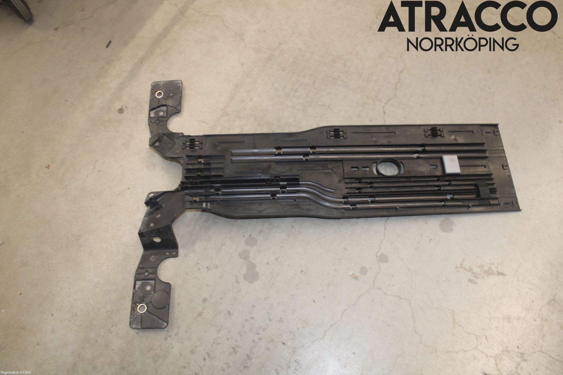 Audi Q4 E-TRON FZ 22- Hasplåt Plåt-Plast