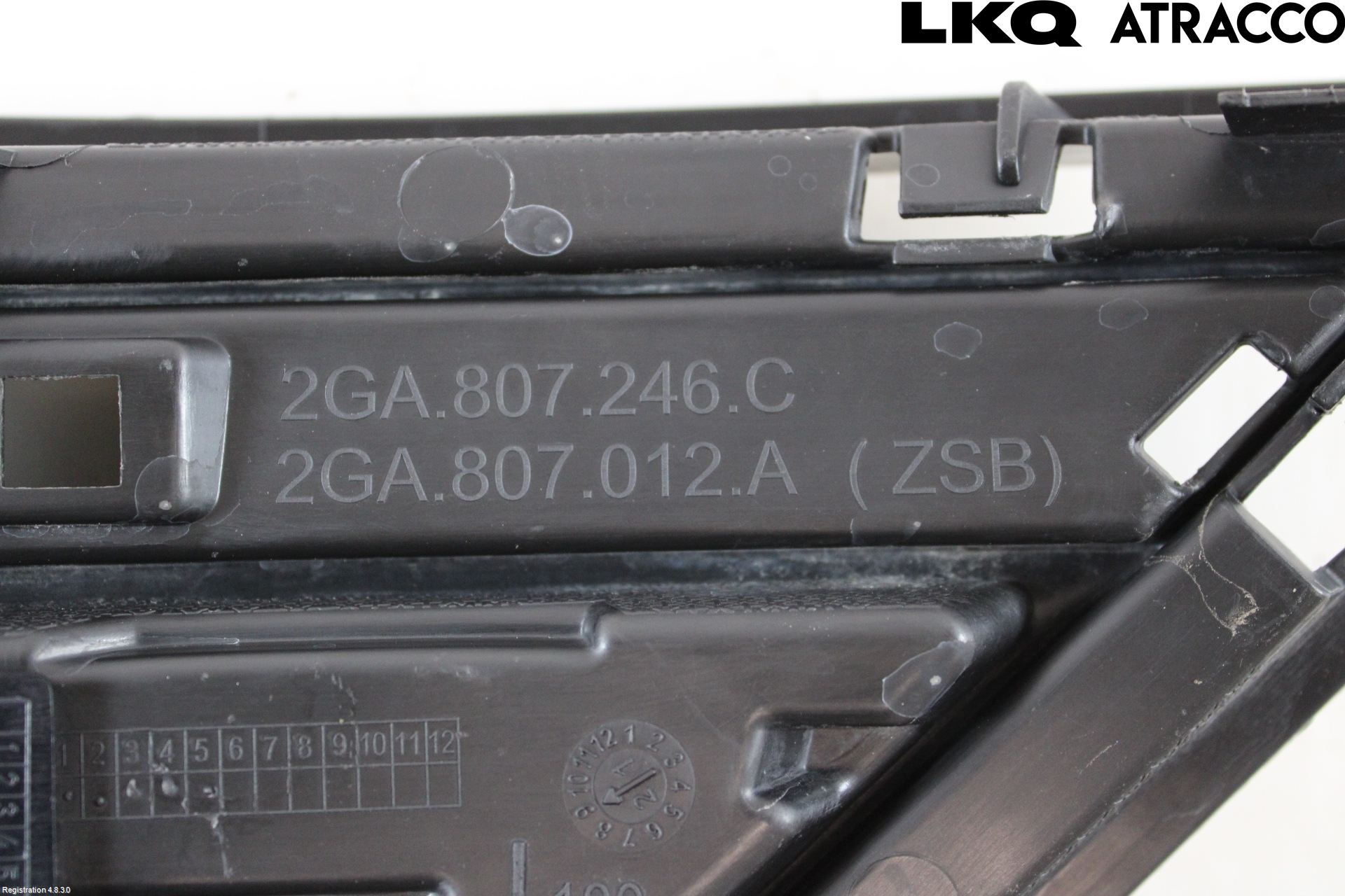 Volkswagen VW T-ROC 18- Stötfångardel Bak Hö