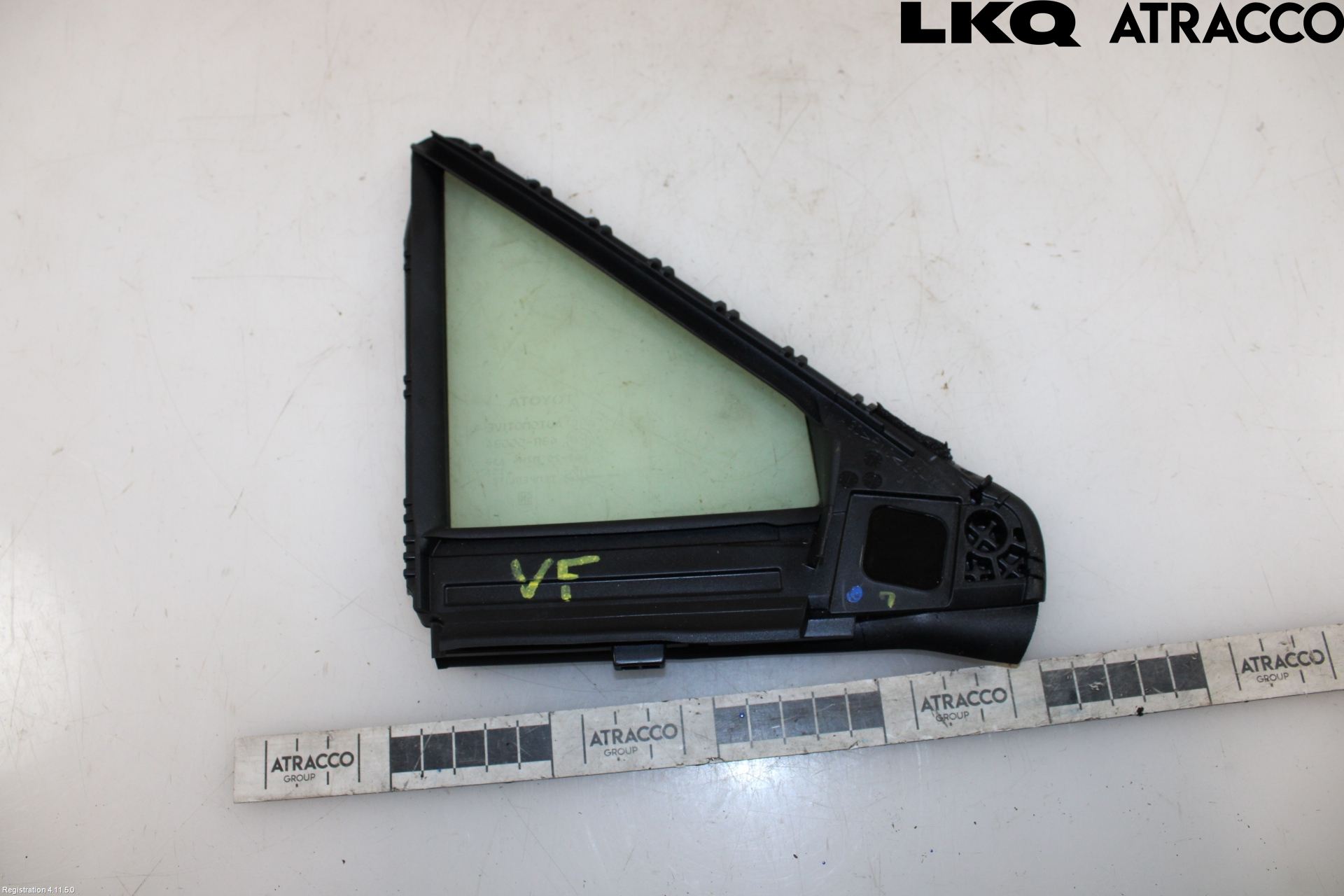 Toyota RAV4 19- Dörruta Fram Lilla Vä