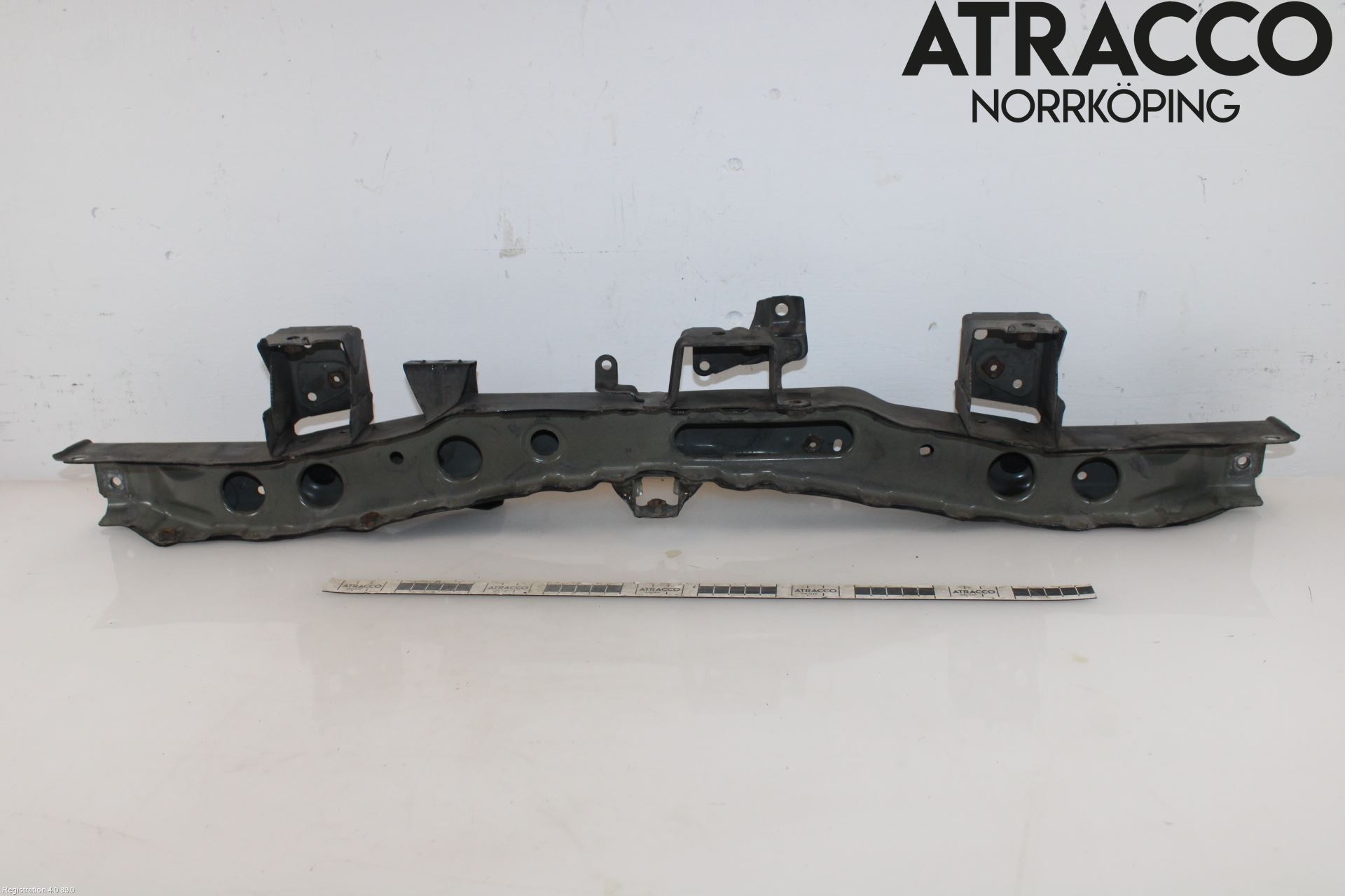 Toyota PRIUS+ ZVW40 12-20 Front Huvlåsplåt-Balk