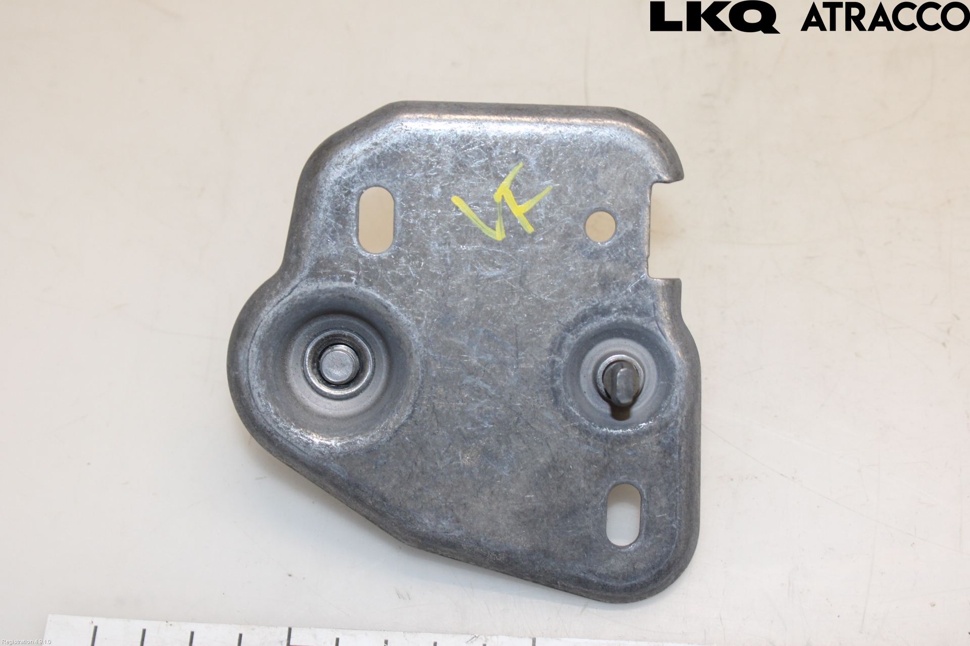 Seat LEON 20- Huv Spärr