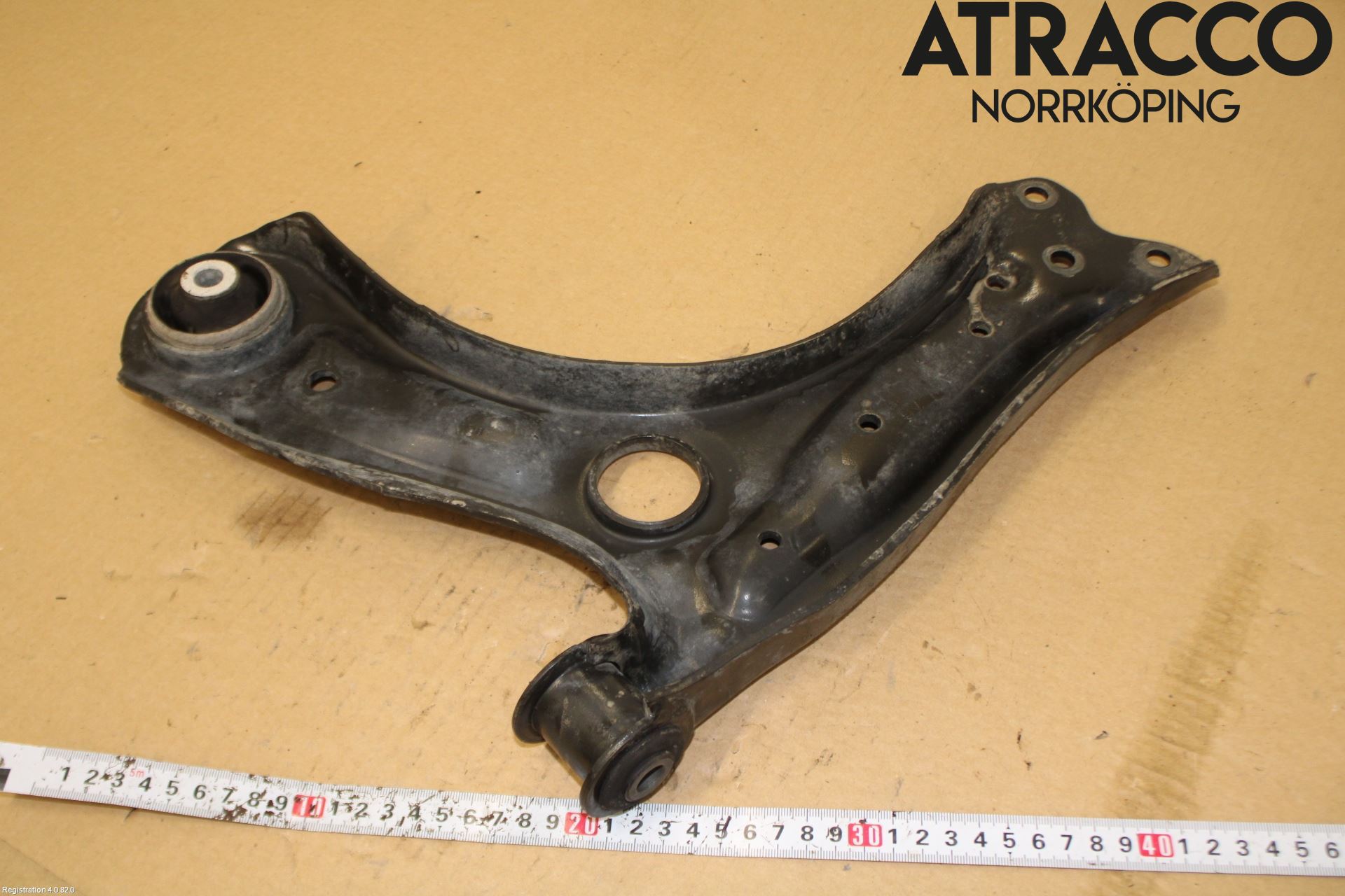Skoda FABIA 07-14 Bärarm Fram Undre Hö