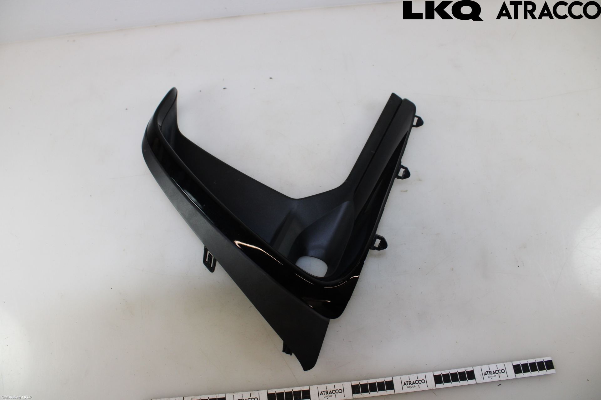 Lexus NX 340h/450h+ 21- Grilldel Höger