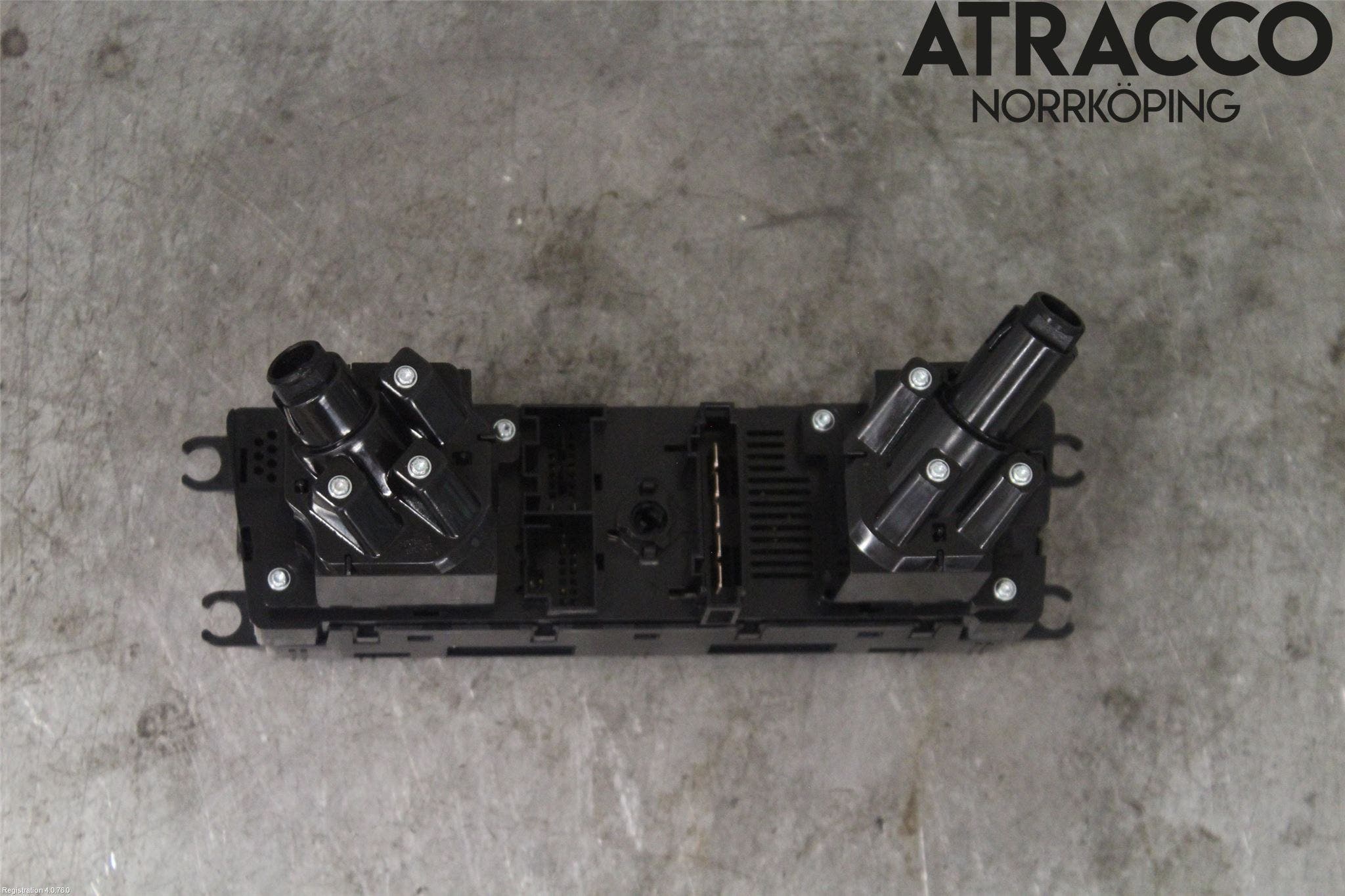 Volkswagen VW POLO VI 18->> Värmereglage