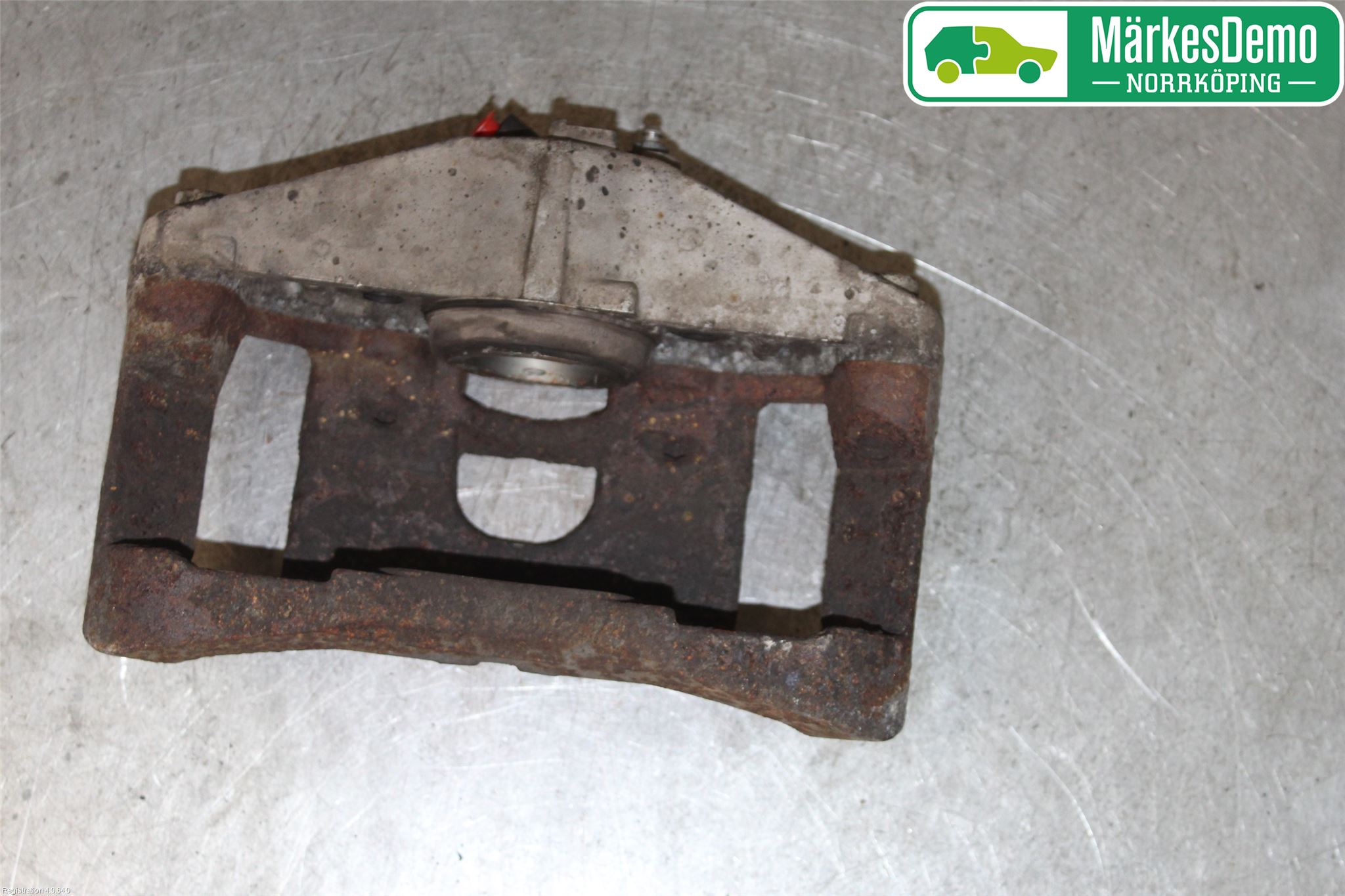 Audi A6/S6     05-11 Bromsok Fram Vänster