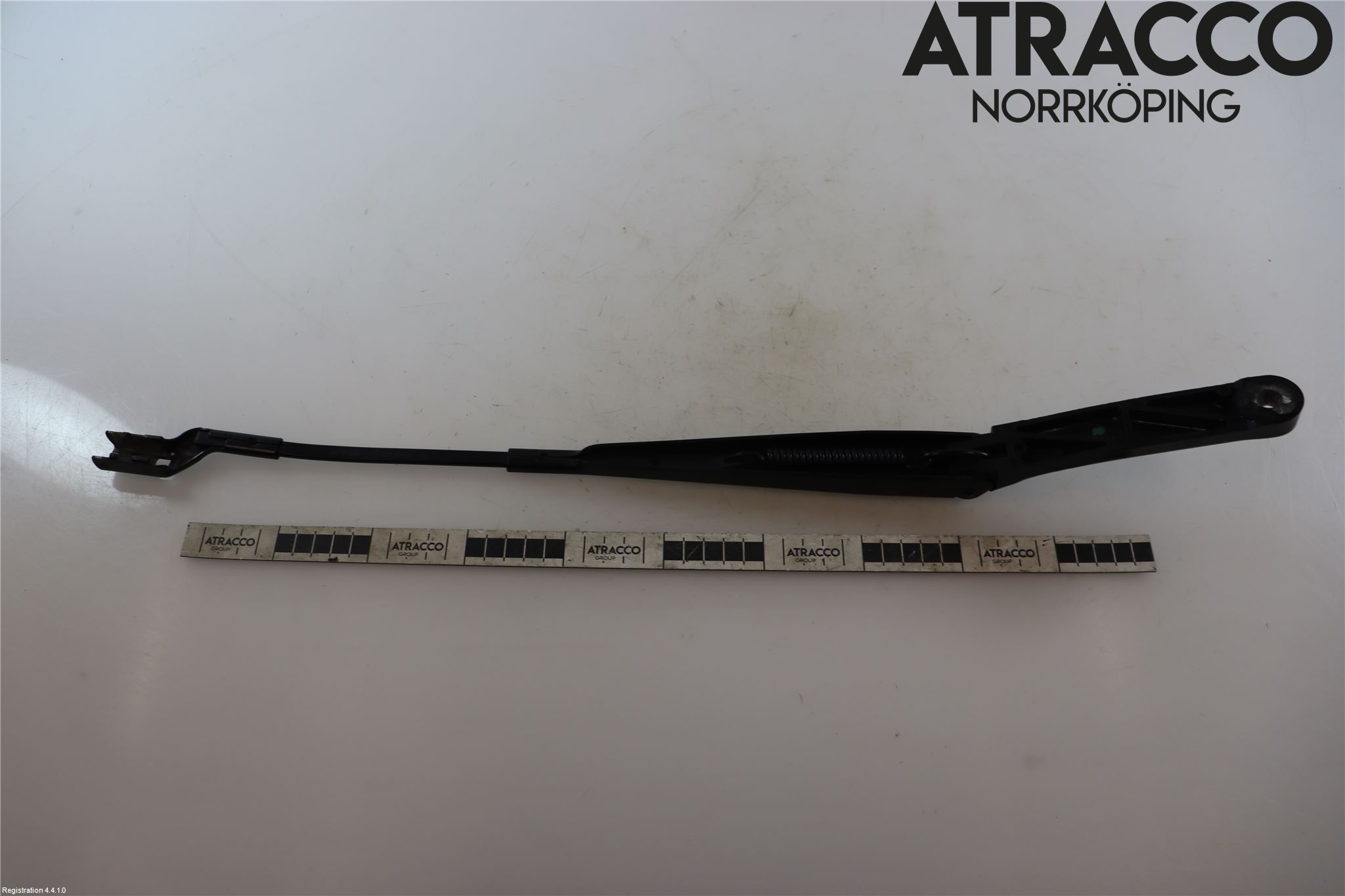 Volkswagen VW TOURAN 16- Torkararm Armar Vindruta