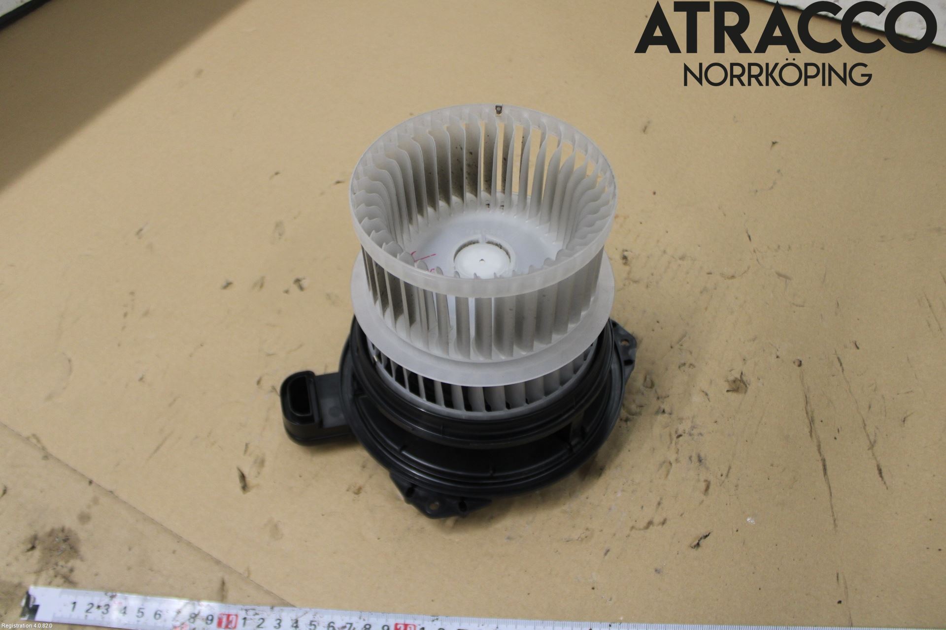 Toyota COROLLA 19- Värmefläkt