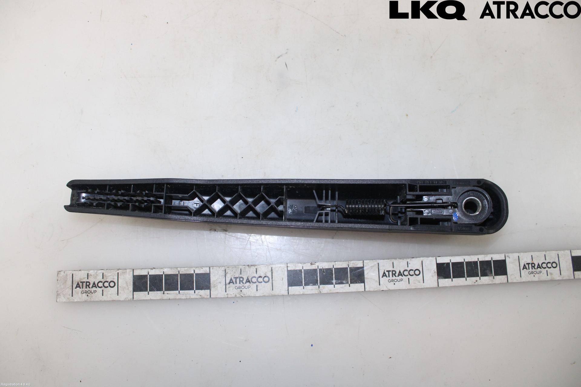 Opel ASTRA L 22- Torkararm-Bakruta