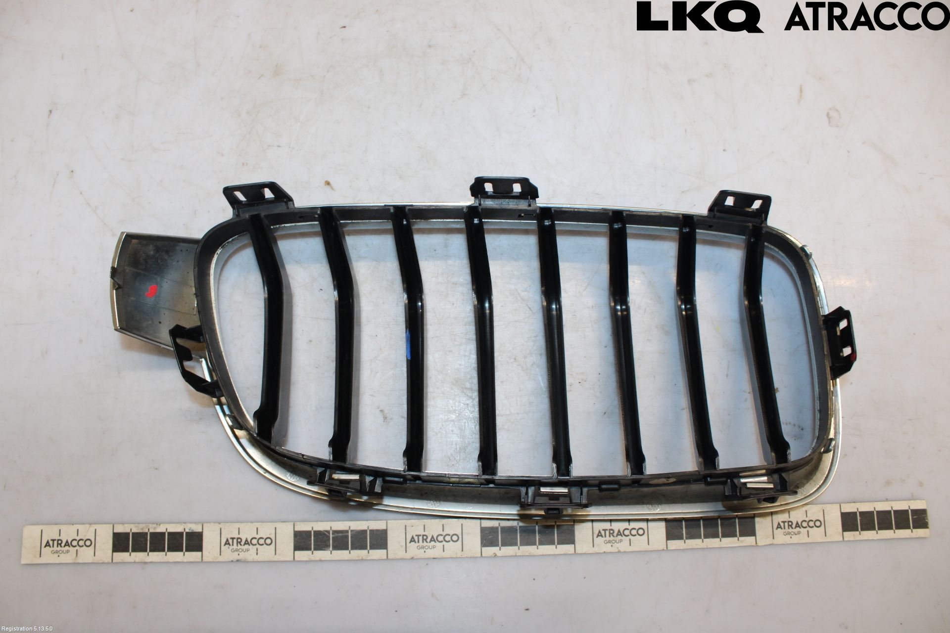 BMW 3 F30/F31/F80 12-19 Grilldel Vänster