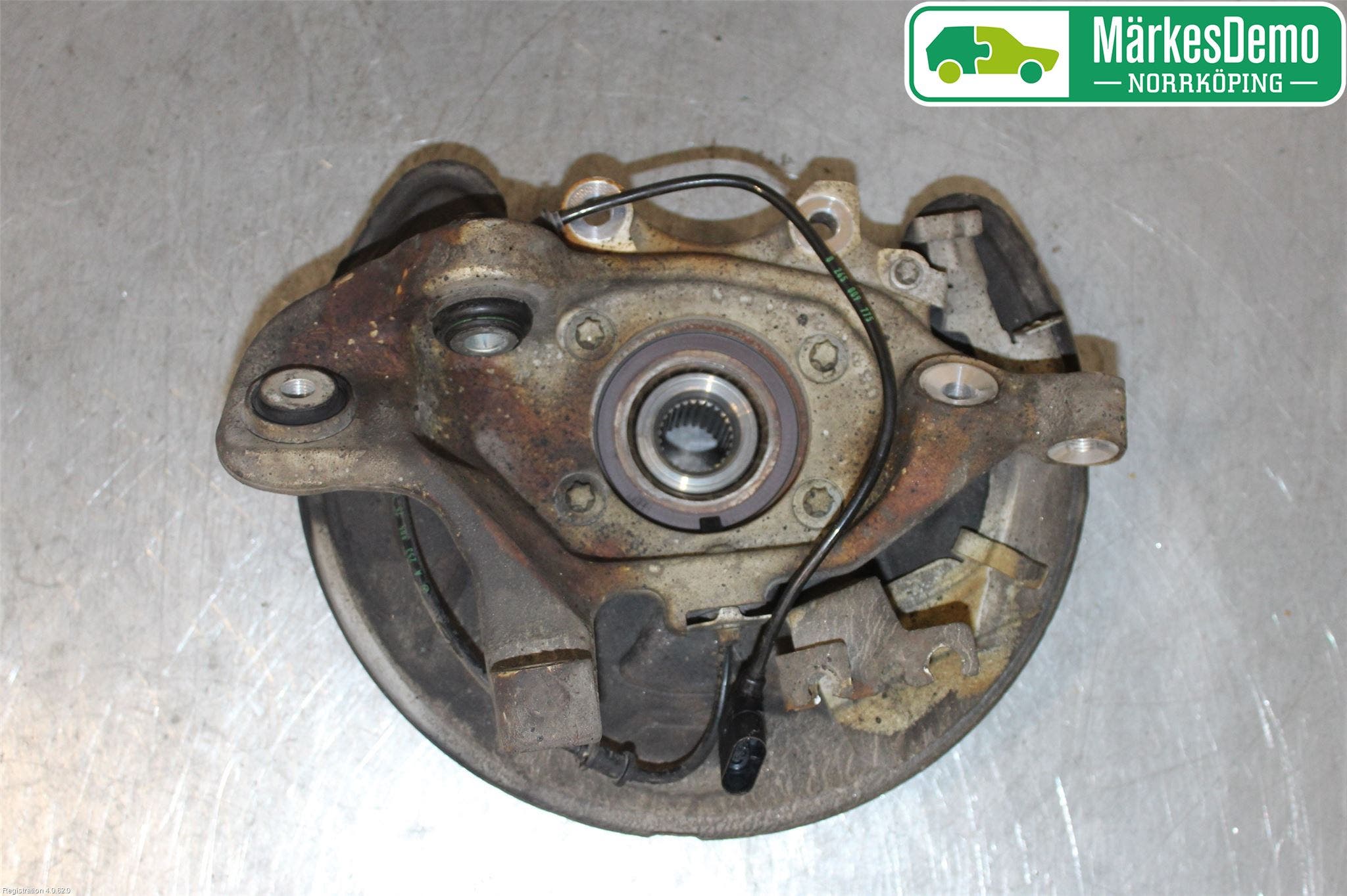 MB GLC-KLASS (X253/C253) 15-22 Hjullagerhus-Spindel Vä B