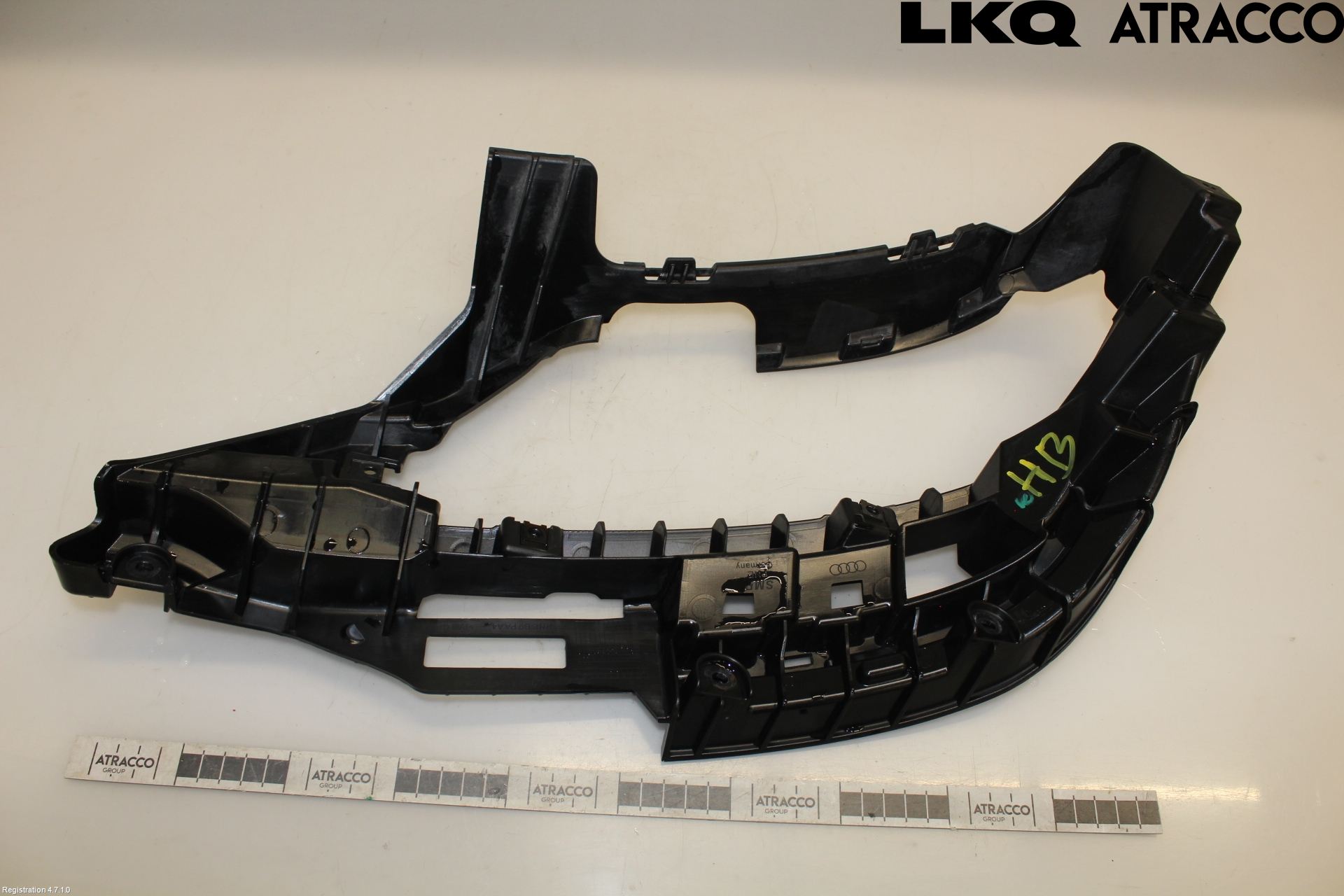 Audi A4/S4 B9 20- Stötfångardel Bak Hö