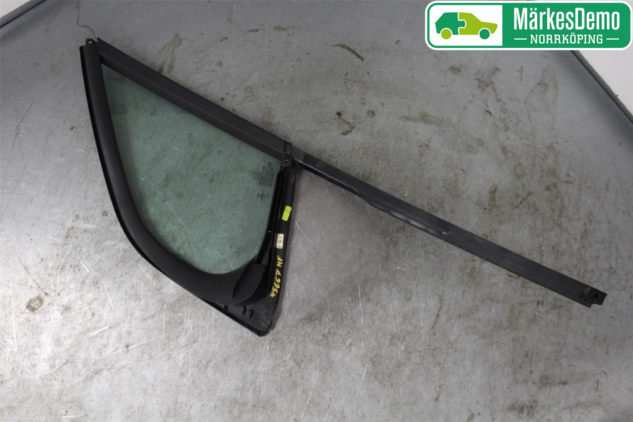 Citroen C3 10-17 Dörruta Fram Lilla Hö