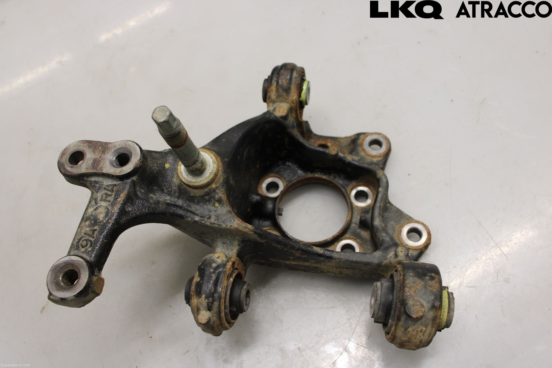 Toyota RAV4 19- Hjullagerhus-Spindel Hö B
