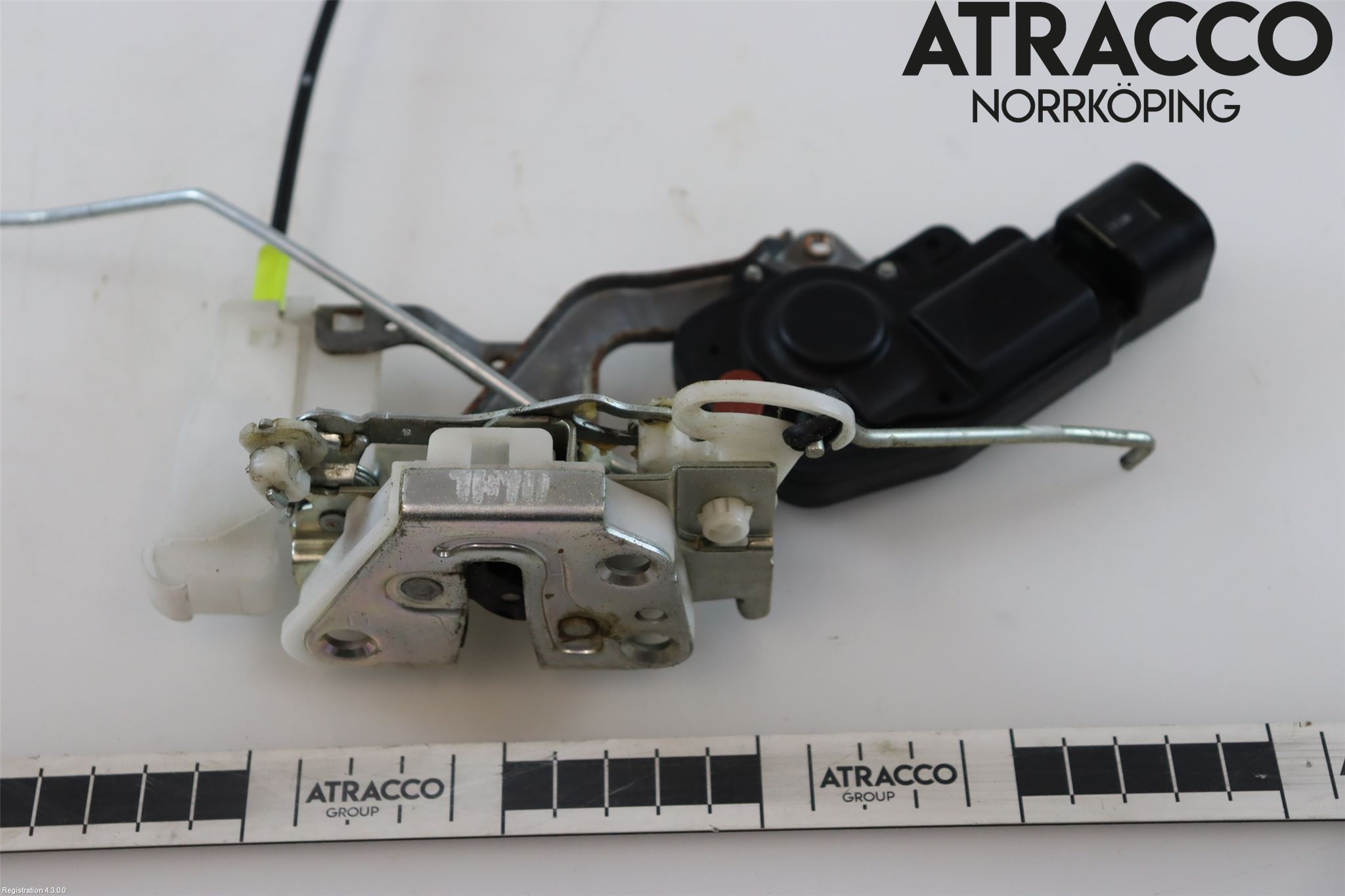 Peugeot 107 Låskista-Dörrlås