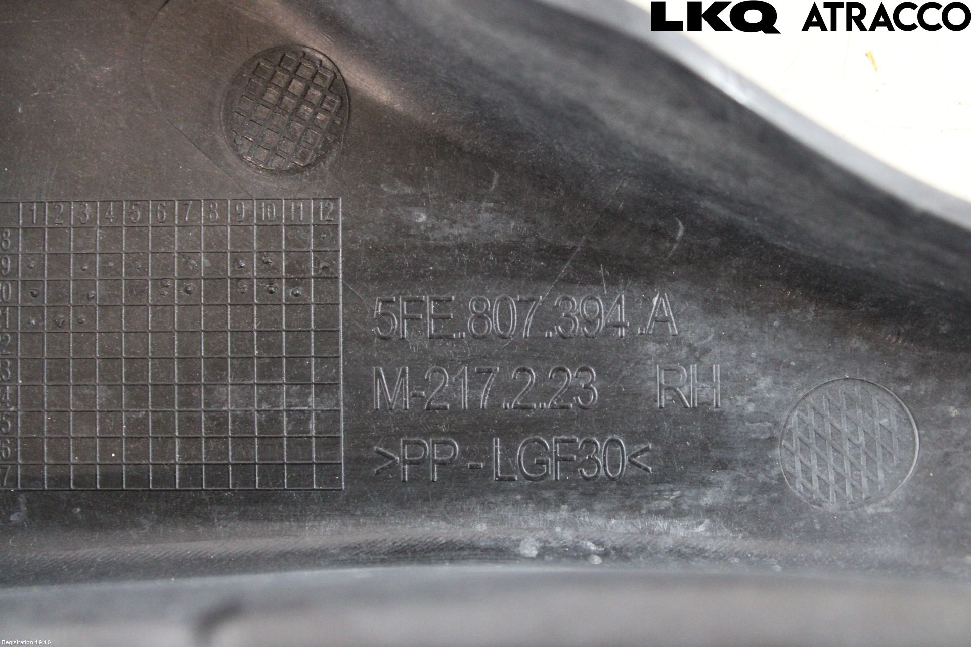 Seat LEON 13-20 Stötfångarfäste Bak Hö