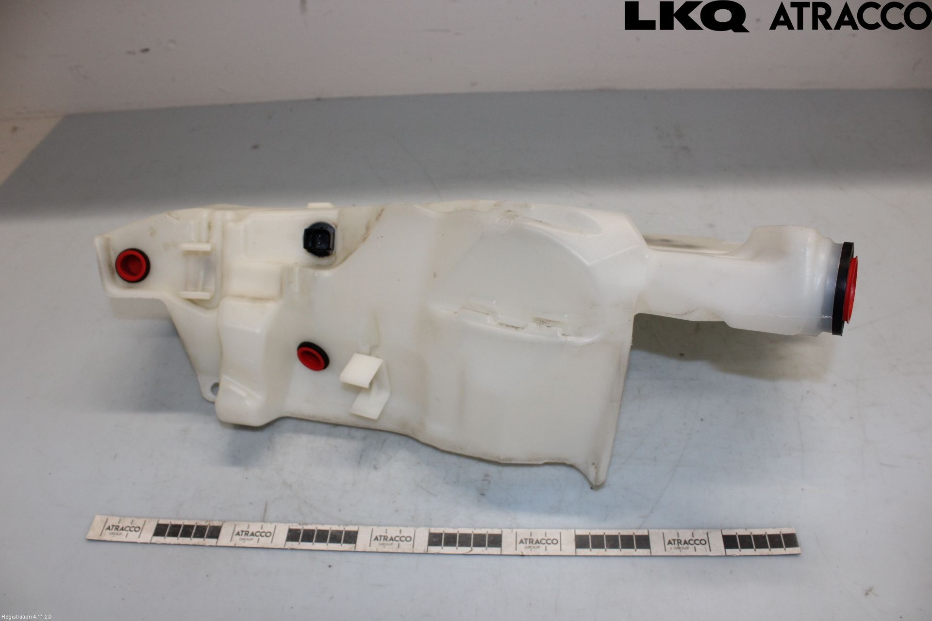 Jaguar XE (X760) 15-24 Spolartank Vindruta-Strål