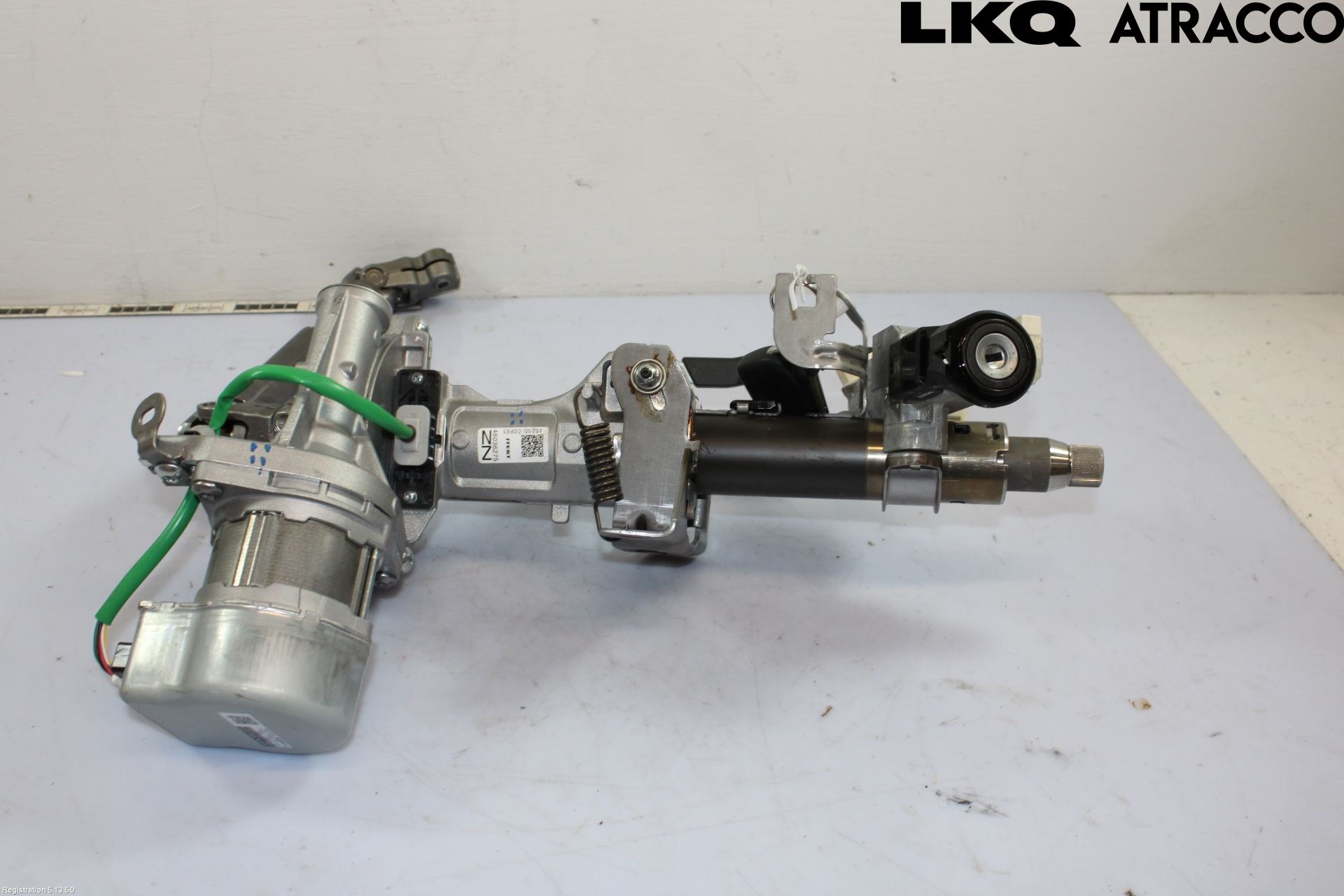 Toyota YARIS XP21 20- Rattaxelagg Med Inb Servo