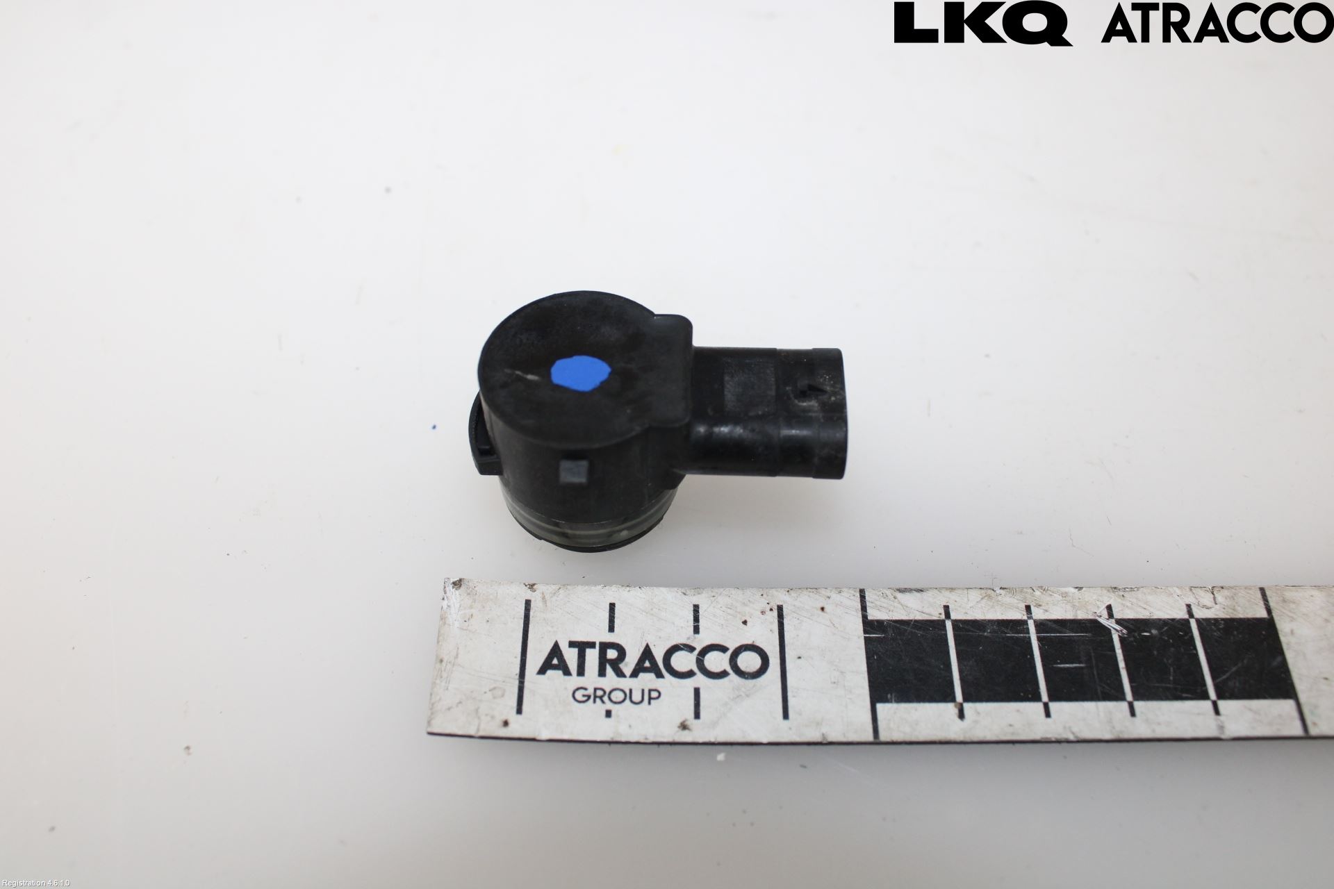 Skoda SUPERB 16-24 Parkeringshjälp Frontsensor