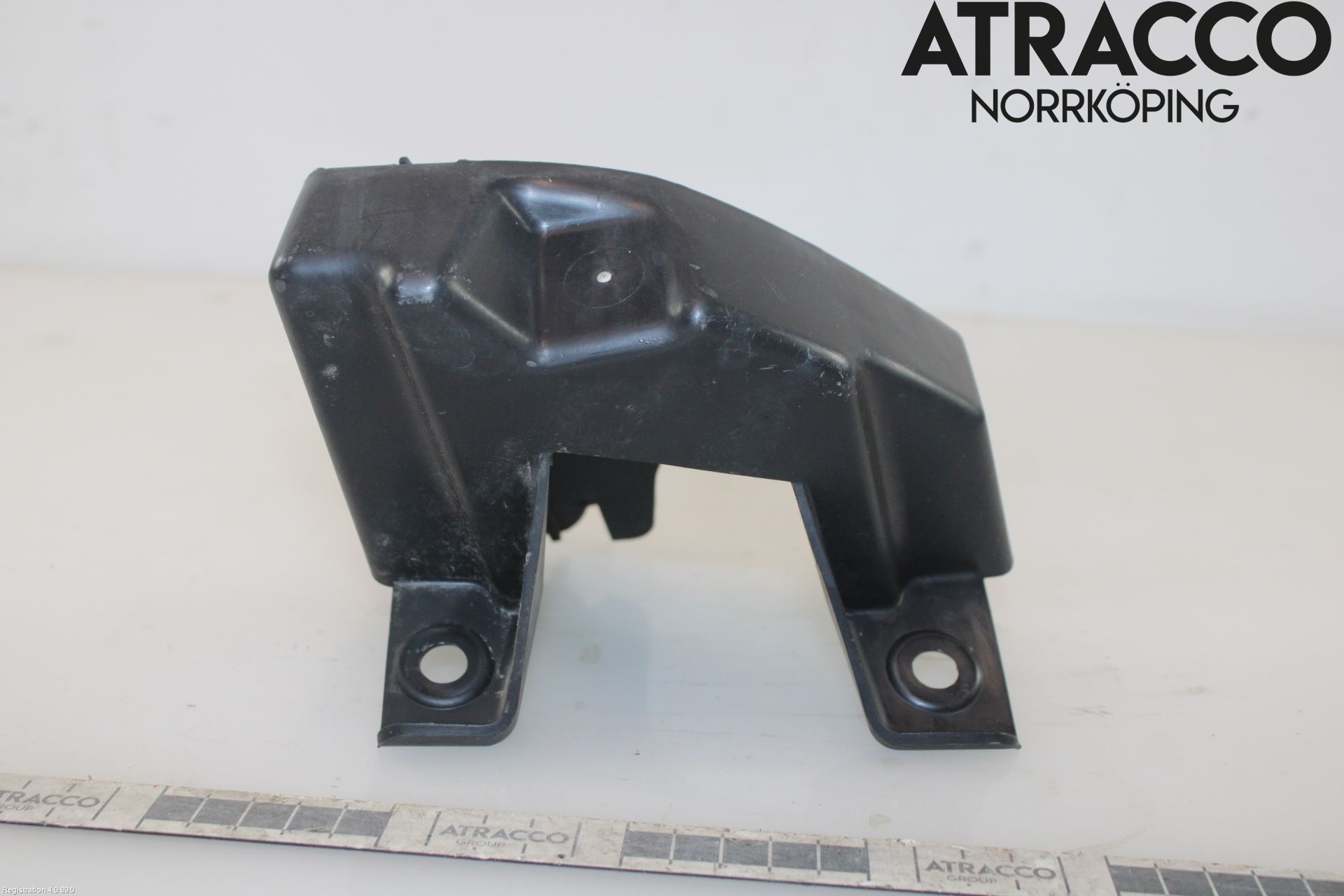 Citroen C4 I   05-10 Stötfångarfäste Bak Hö