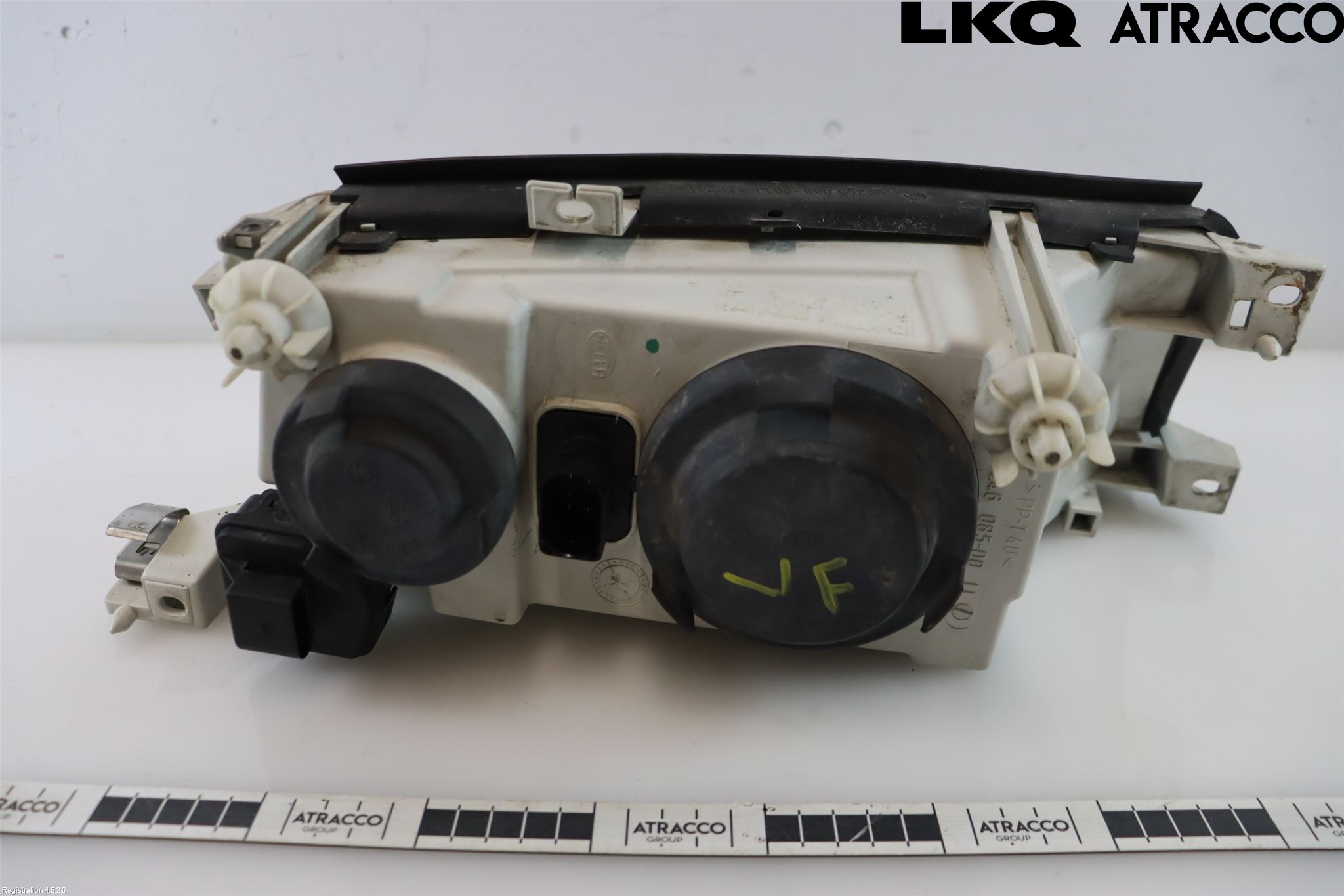 Skoda OCTAVIA (1U) 96-11 Strålkastare Vänster