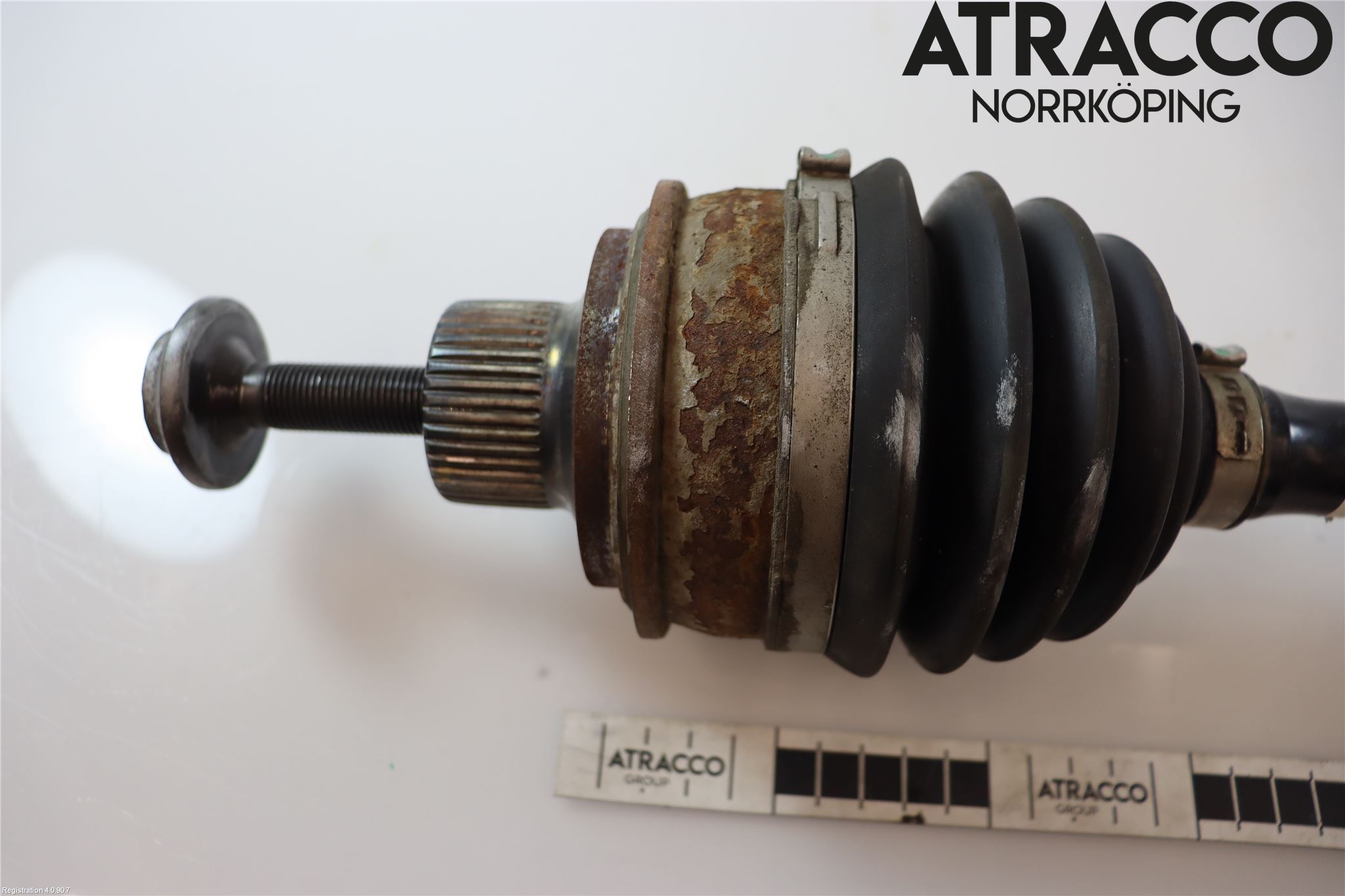 Audi A6 F2/C8 19- Drivaxel Fram Vänster