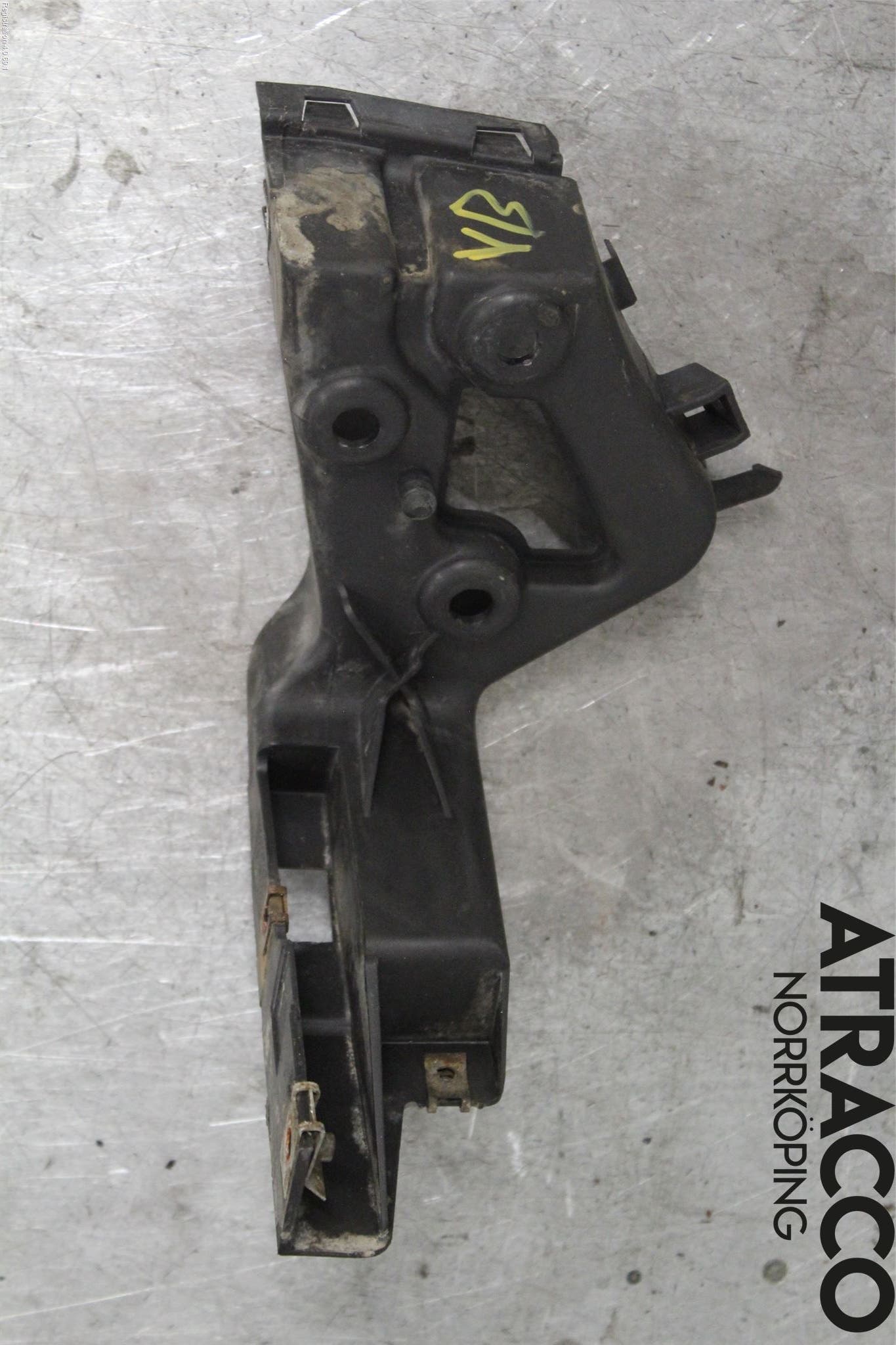 Audi A8/S8 4E  02-09 Sidokjol Vä